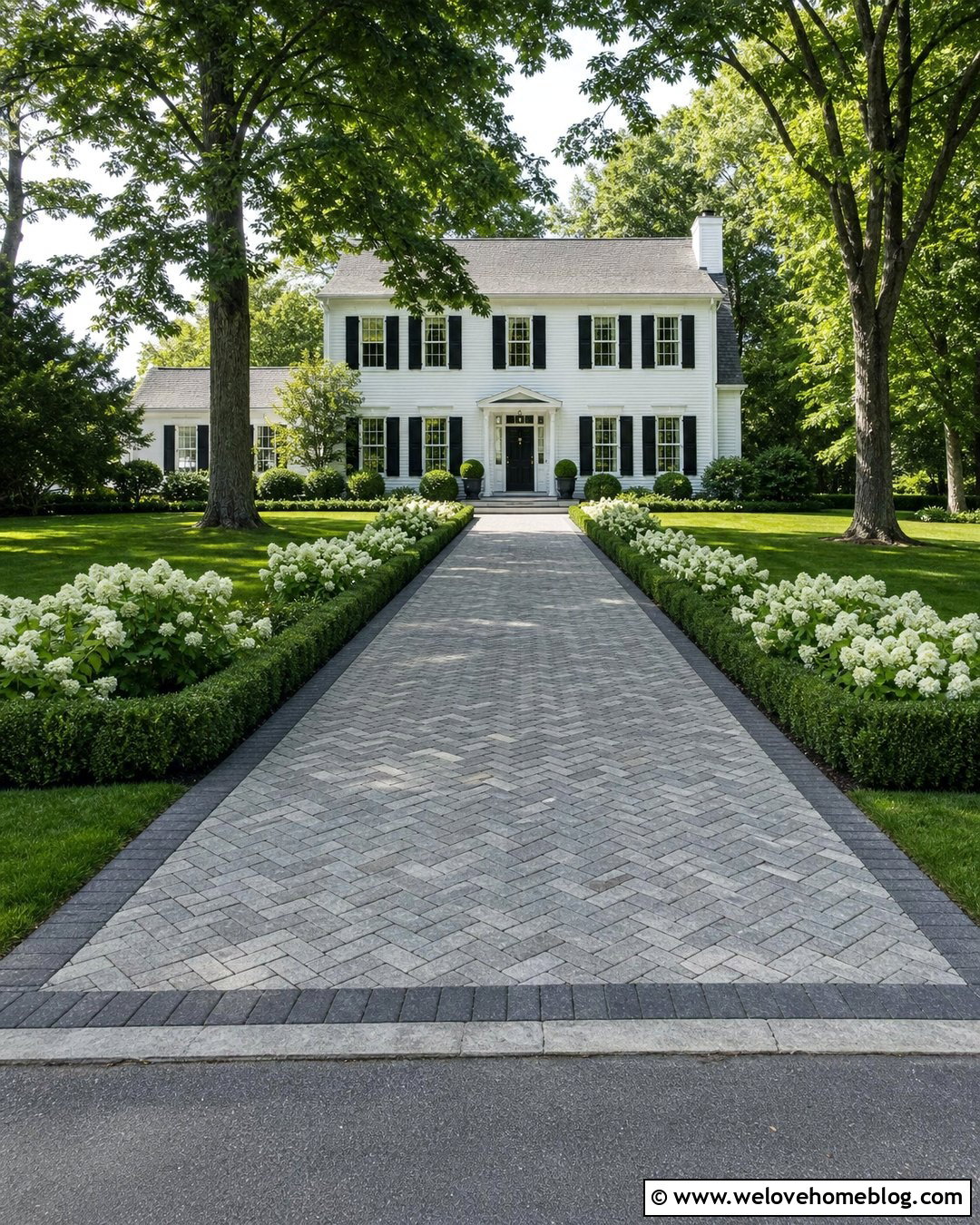 Gray Granite Cobble Driveway - 25 Cobble Driveway Ideas