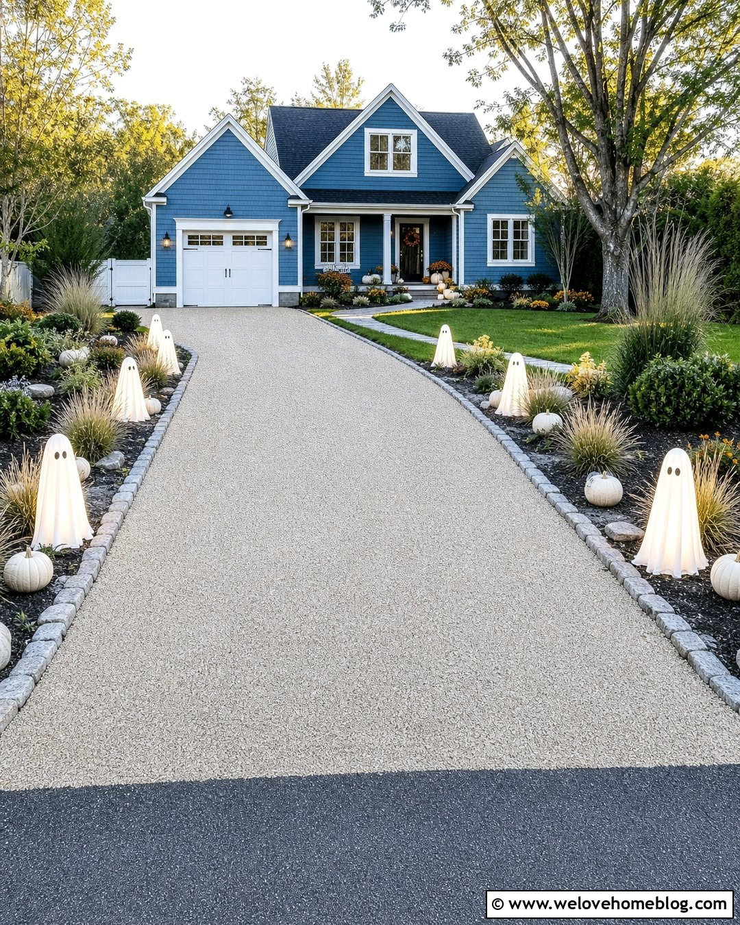 Halloween Driveway With Ghost Lanterns - 35 Halloween Driveway Ideas