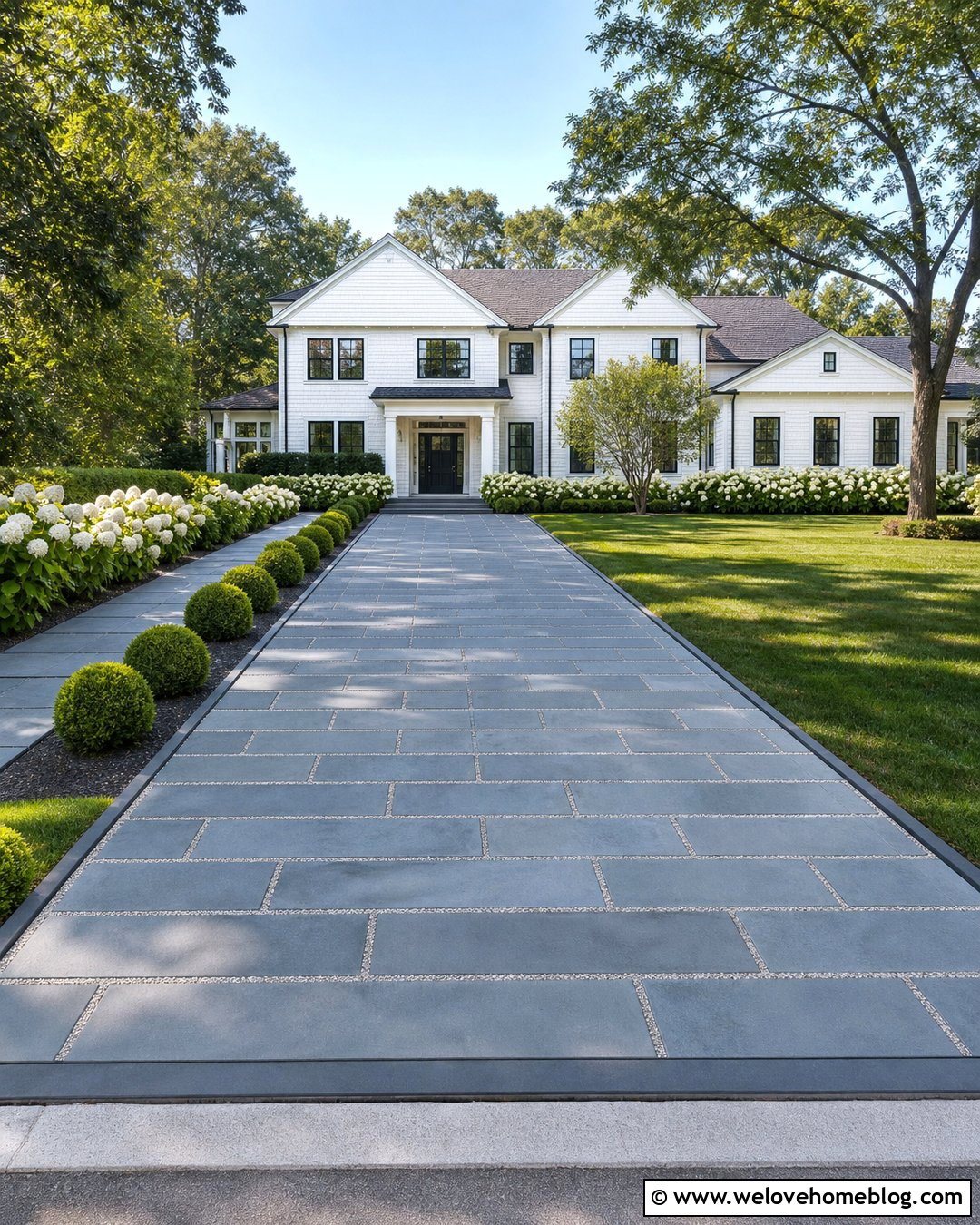 Hamptons Bluestone Driveway With Gravel Joints - 25 hamptons driveway ideas