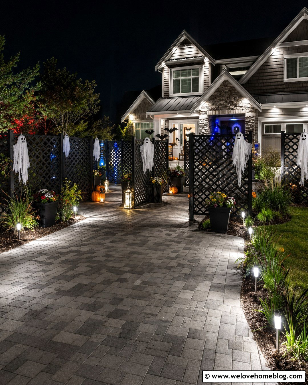 20 Driveway Haunted House Ideas for a Spooky Halloween