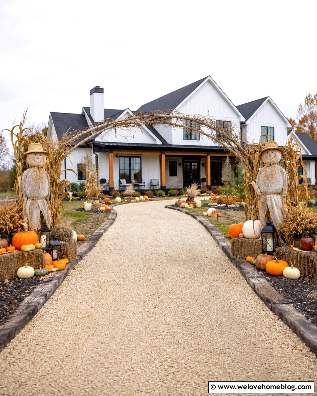 Haunted House Driveway Pumpkin Scarecrow Scene - 20 Driveway Haunted House Ideas