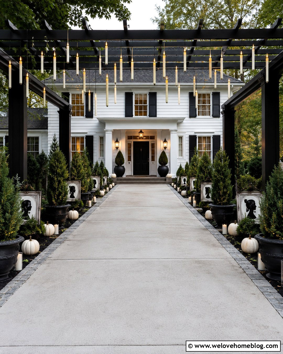 Haunted House Driveway With Floating Candles - 20 Driveway Haunted House Ideas
