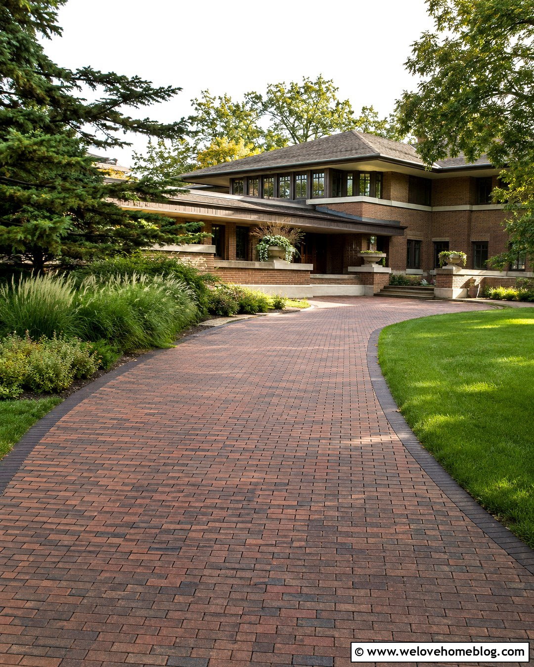 Historic Prairie House Mixed Red Brick Driveway - 20 Historic House With Brick Driveway Ideas