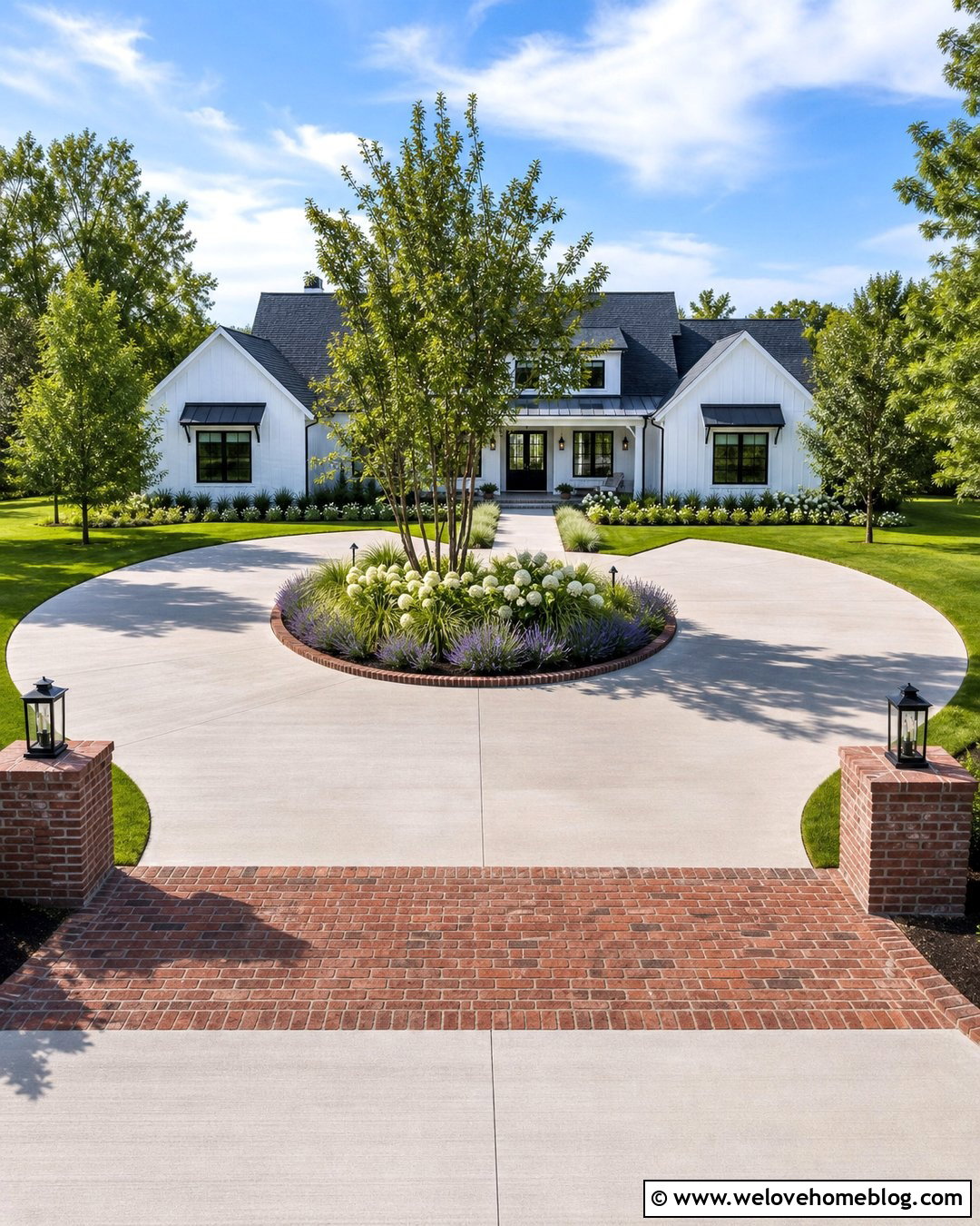 Horseshoe Light Grey Concrete Driveway - 20 Light Grey Concrete Driveway Ideas