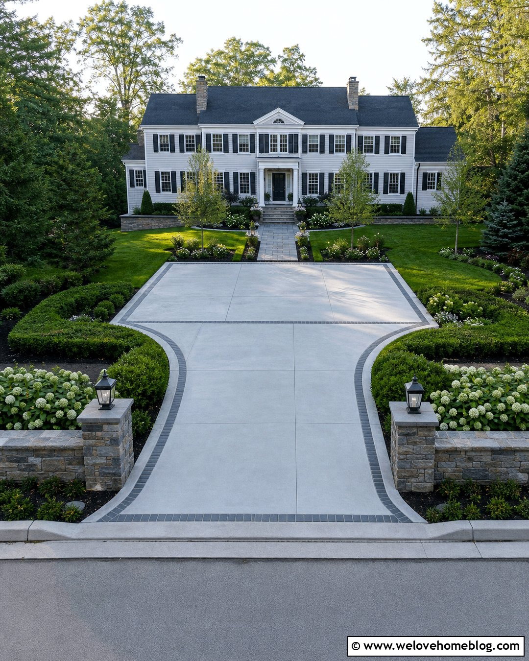 Huge Driveway With Grand Front Walkway - 25 Huge Driveway Ideas