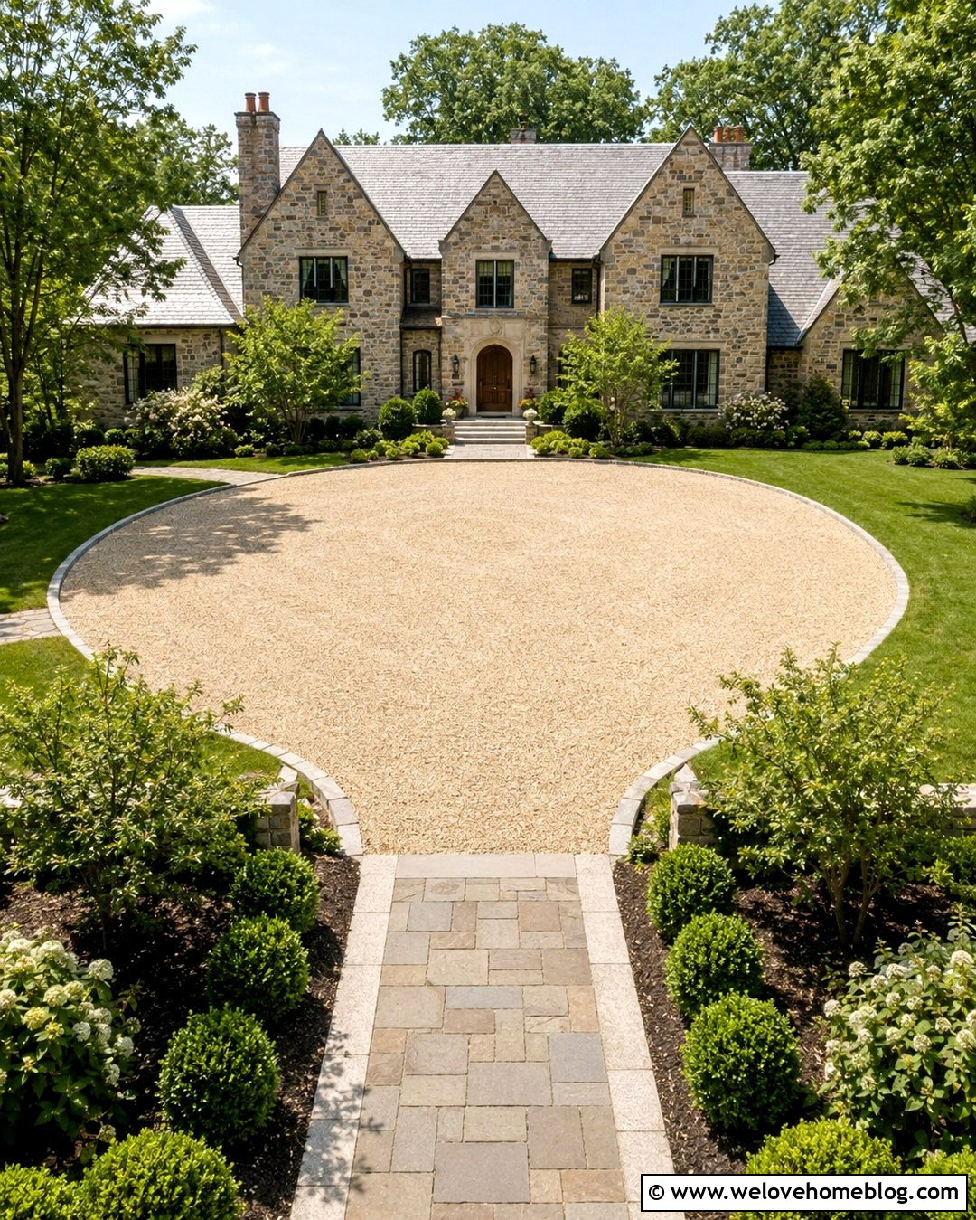 Large Gravel Motor Court With Stone Borders - 20 Gravel For Driveway Ideas