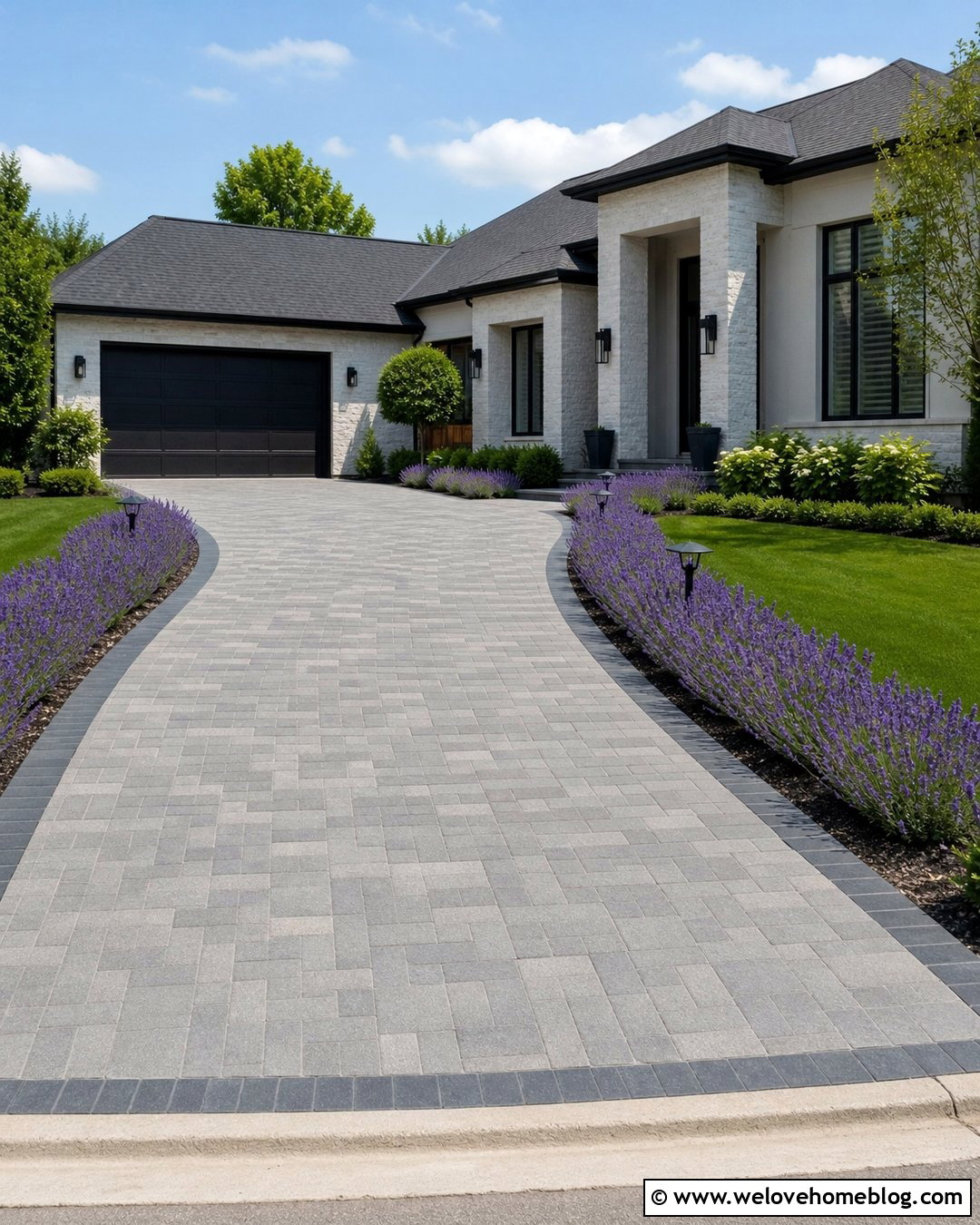 Lavender Driveway With Lighting - 25 Lavender Driveway Ideas