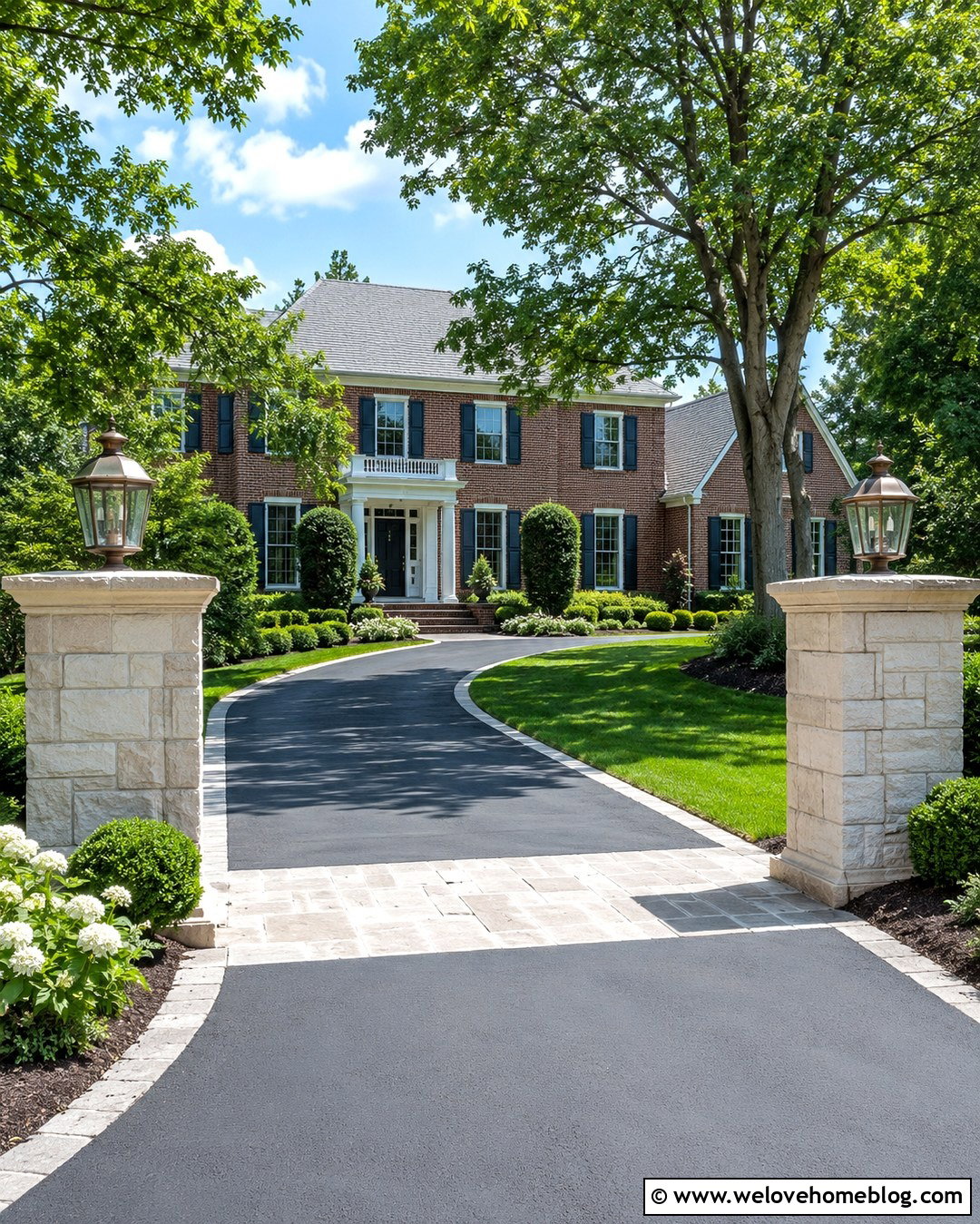 Limestone Driveway Pillars With Asphalt Driveway - 20 Stone Driveway Pillars Ideas