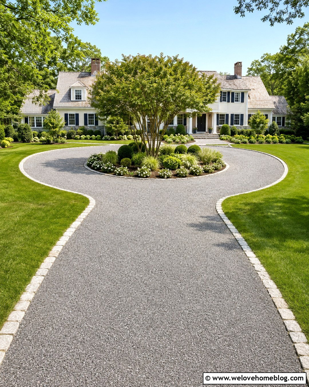 Long Gravel Driveway With Circular Turnaround - 20 long gravel driveway landscaping ideas