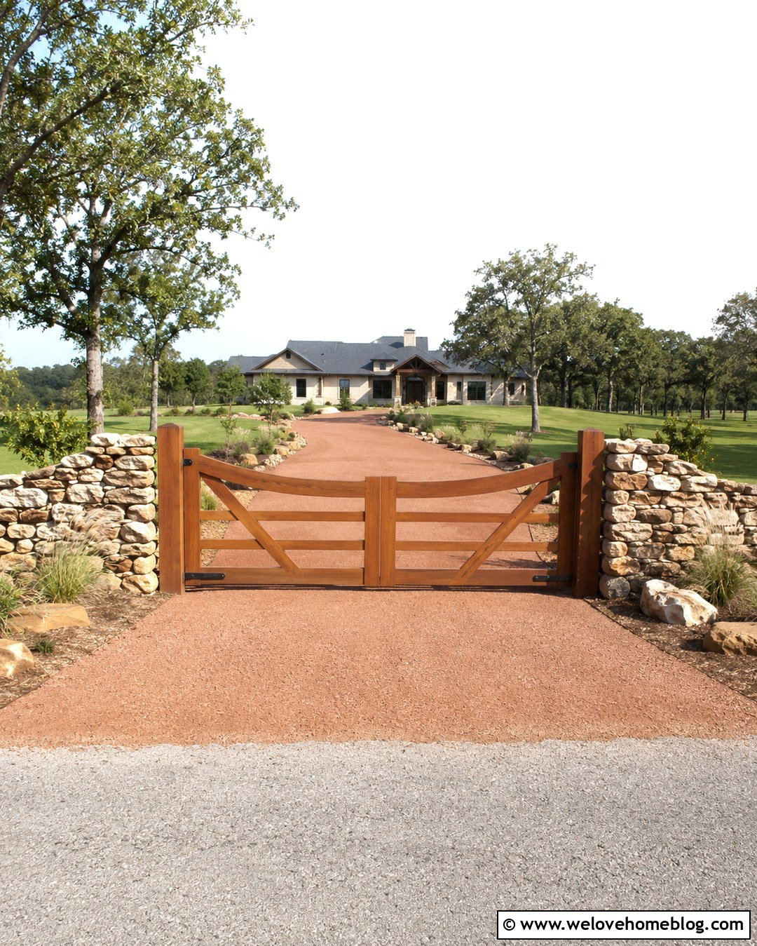 Low Wooden Ranch Driveway Gate - 20 Decorative Wooden Driveway Gate Ideas