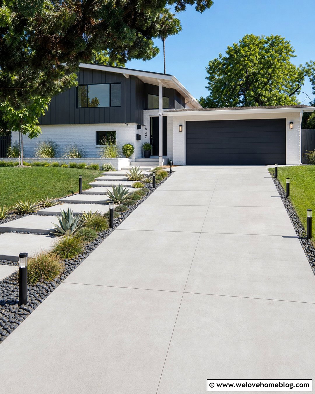 Mid Century Driveway With Modern Lighting - 25 Mid Century Driveway Ideas