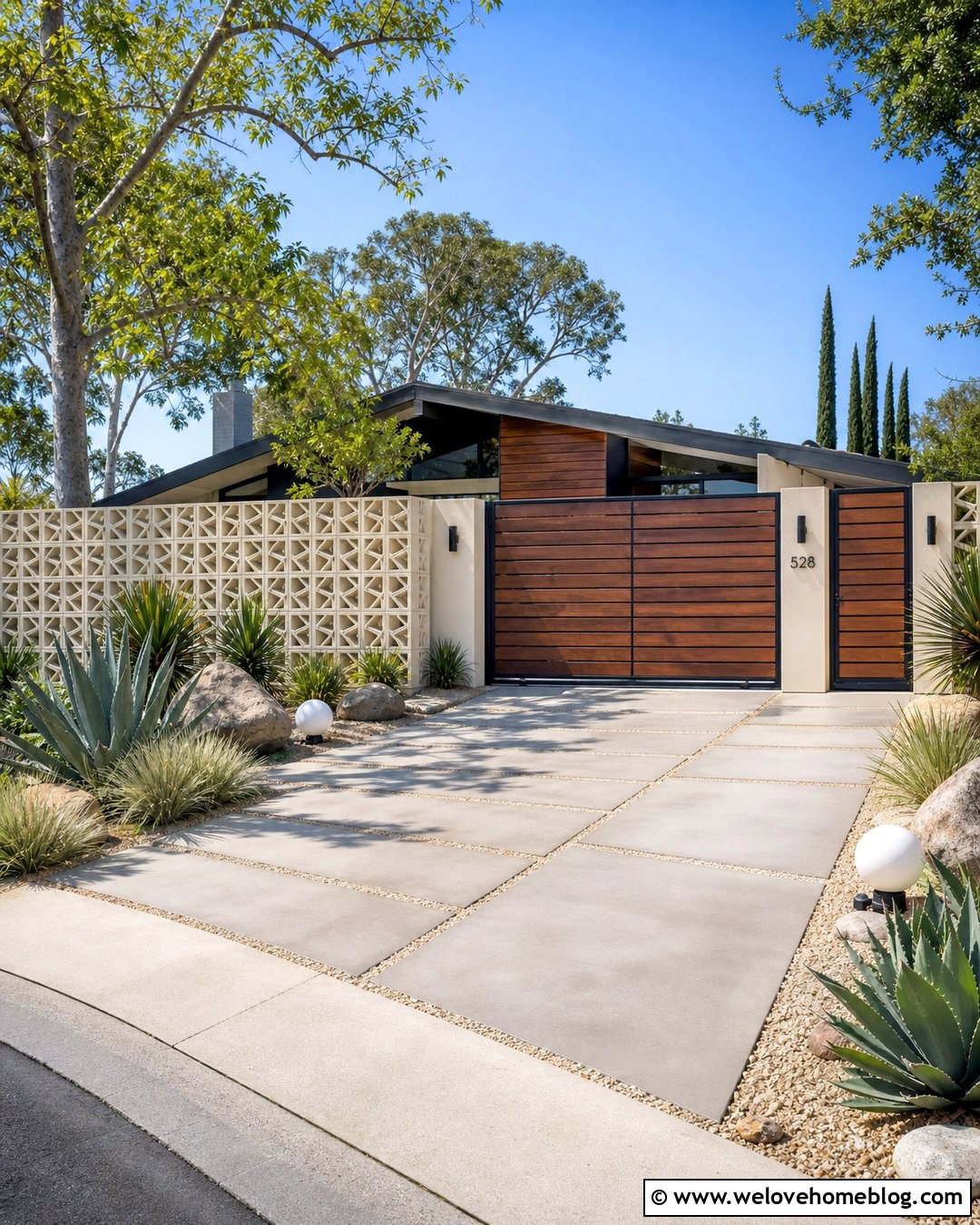 Midcentury Driveway Gate With Breeze Block Walls - 20 Entryway Gates Driveway Ideas