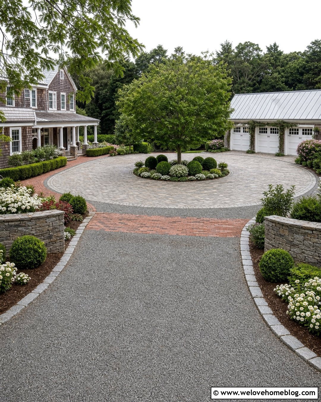 Mixed Material Farmhouse Courtyard Driveway - 35 farmhouse driveway ideas