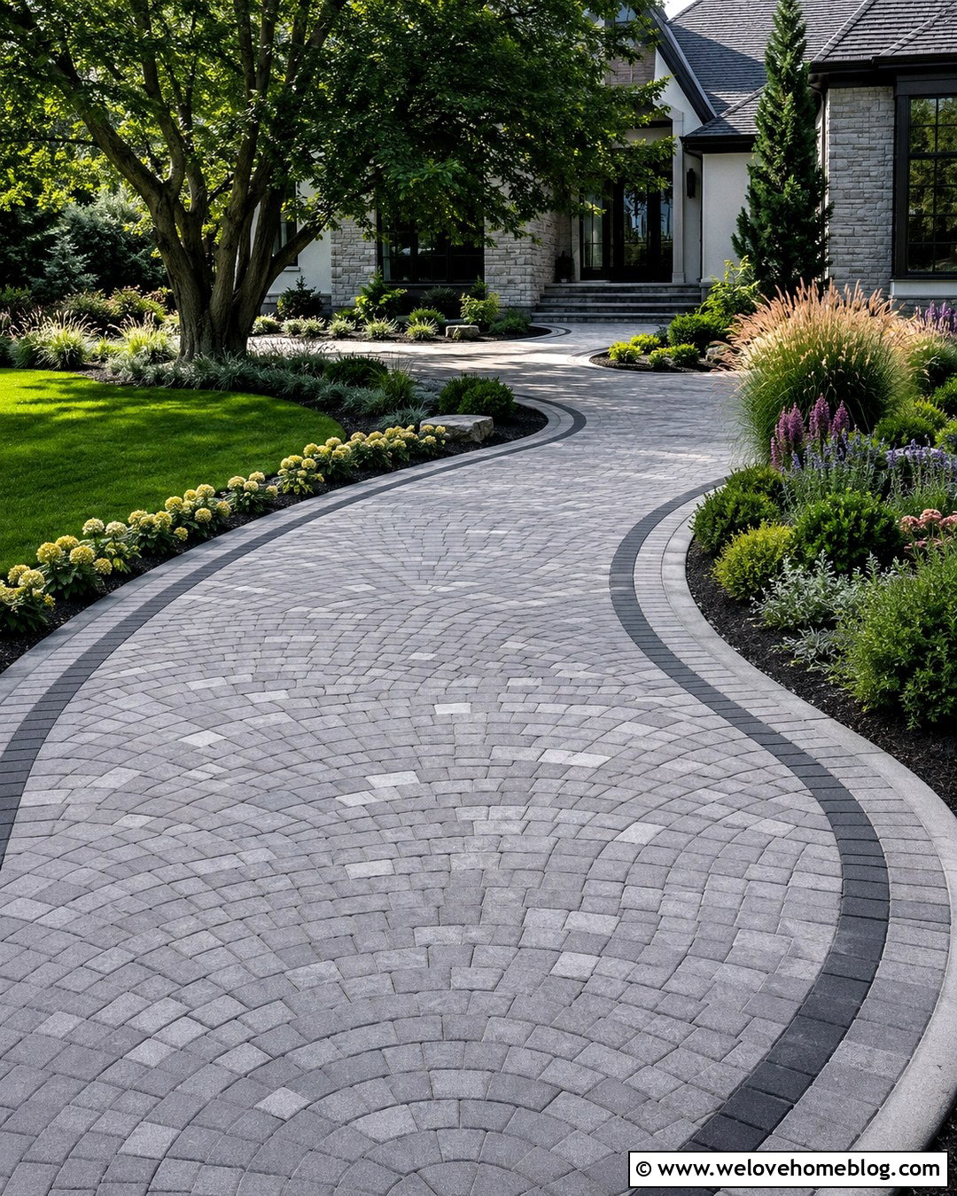 Modern Curved Fan Paver Driveway - 20 modern driveway with patterned pavers ideas