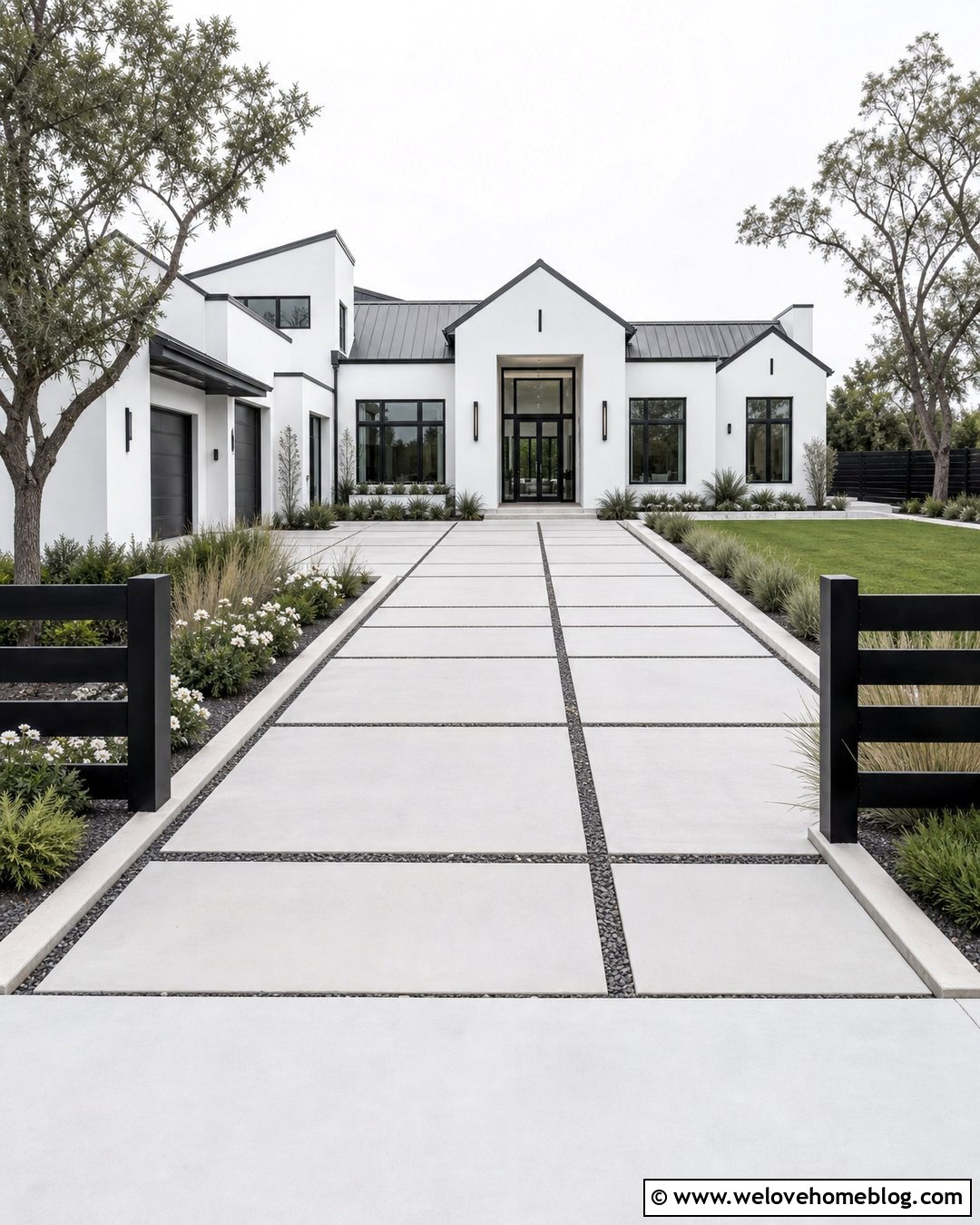 Modern Driveway With Black Split Rail Fence Corner - 20 Split Rail Fence Corner Driveway Ideas
