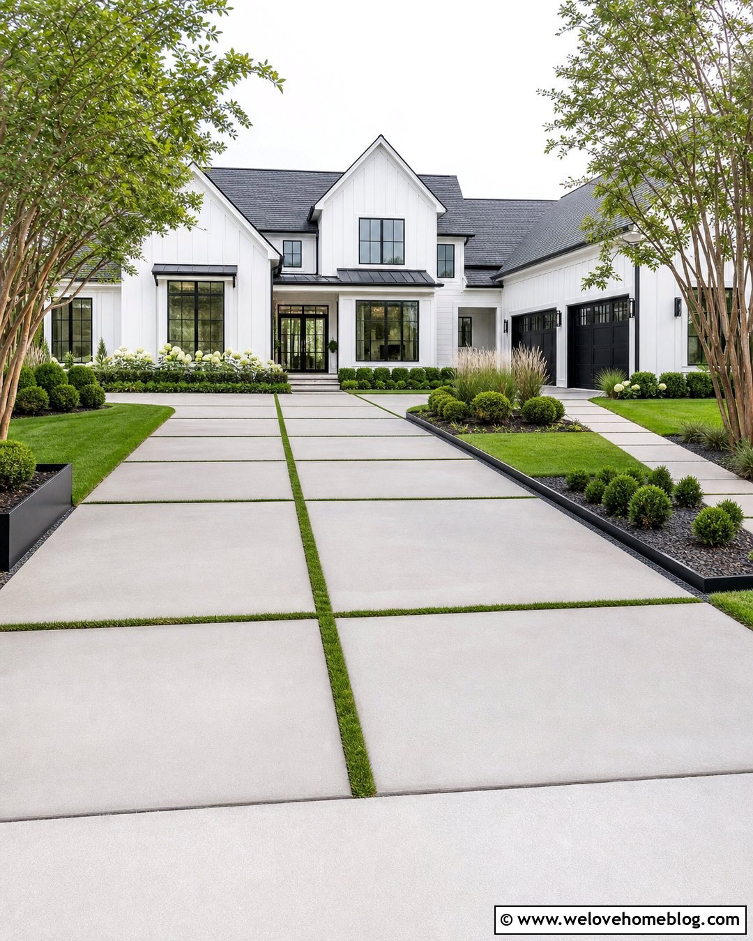 20 Modern Farmhouse Driveway Ideas for Welcoming Curb Appeal
