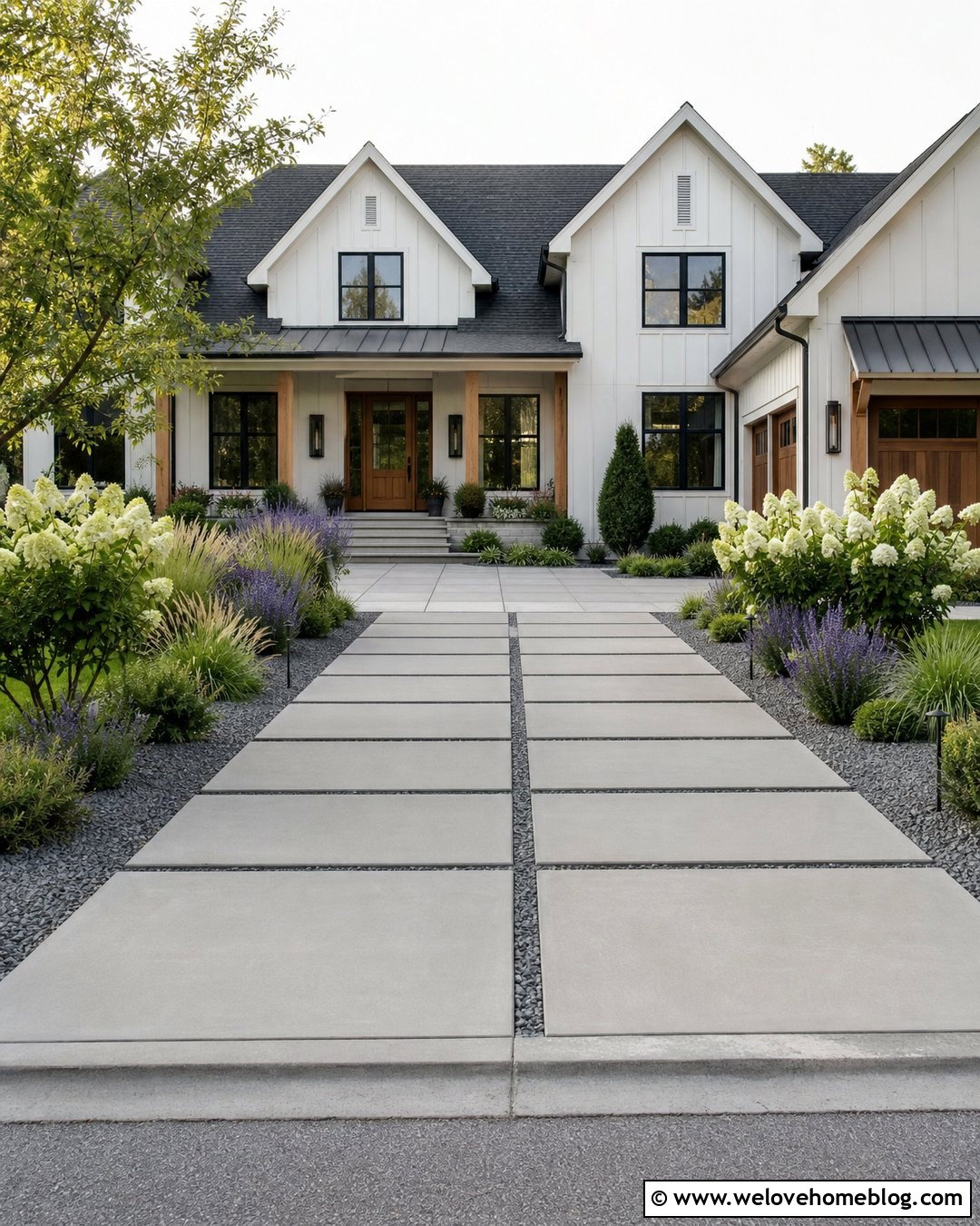Modern Farmhouse Driveway Flower Bed With Grasses - 30 Driveway Flower Bed Ideas