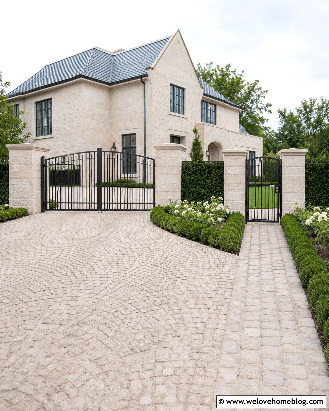 Modern French Matte Black Gate With Pedestrian Entrance - 20 Modern-French Matte-Black Driveway Gates Ideas