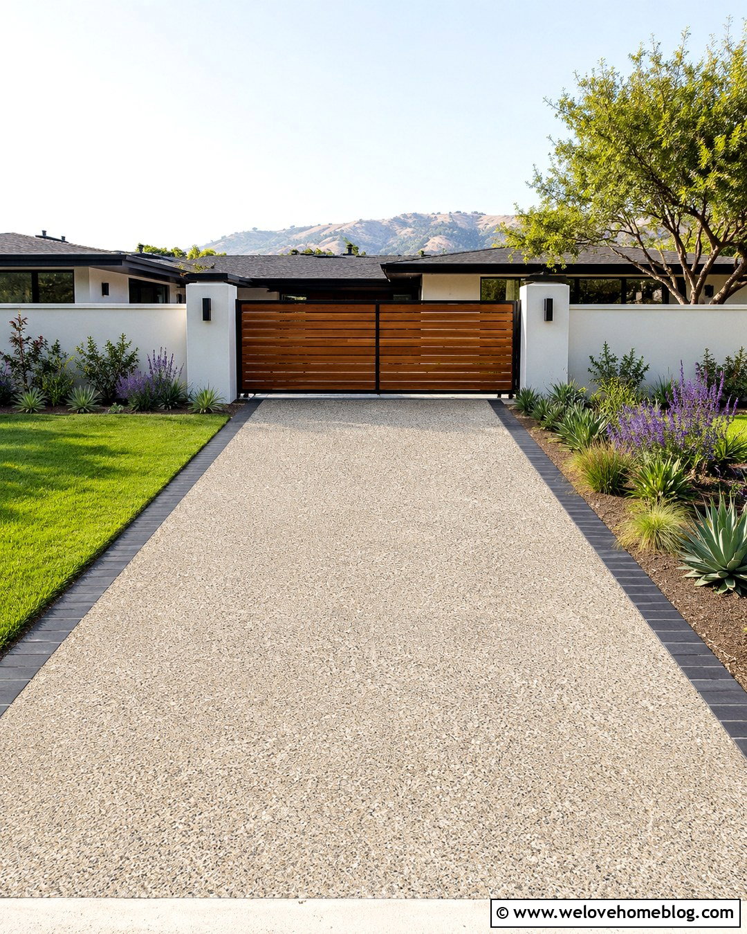 Modern Ranch Gate With Horizontal Wood Slats - 20 ranch style gates driveway entrance ideas