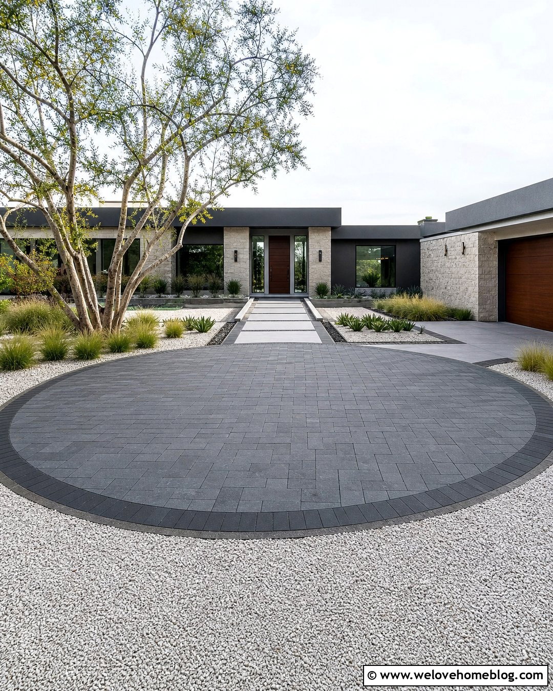 Modern Turning Circle Driveway - 25 turning circle driveway ideas