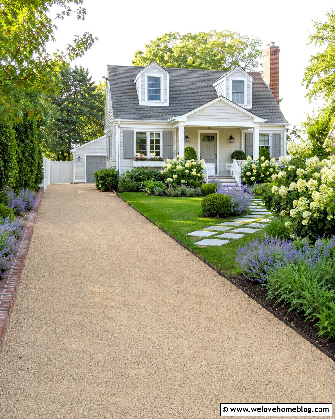 Narrow Crush And Run Driveway With Cottage Landscaping - 20 Crush And Run Driveway Ideas