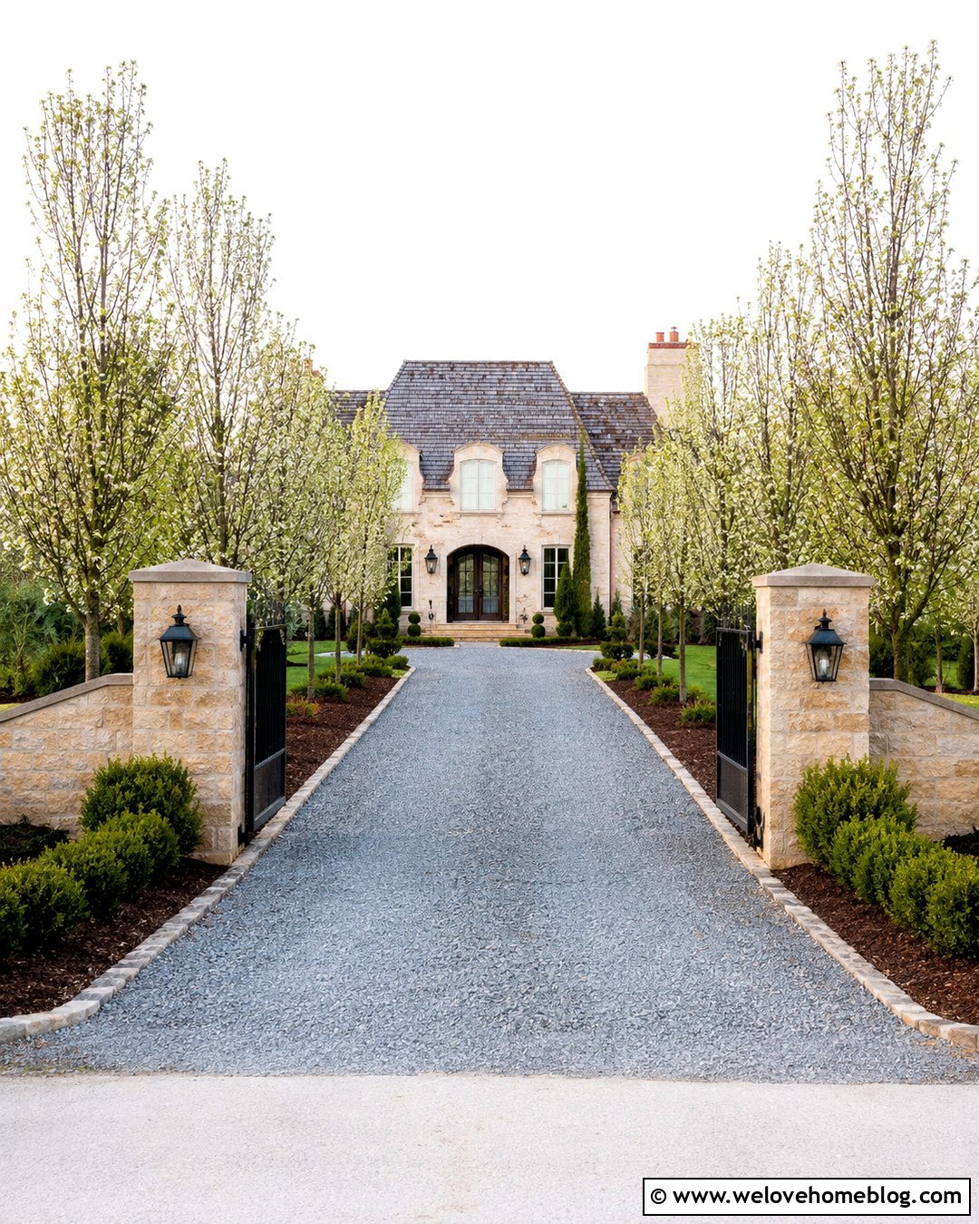 Ornamental Pear Tree Driveway With Gate Pillars - 20 Ornamental Pear Tree Driveway Ideas