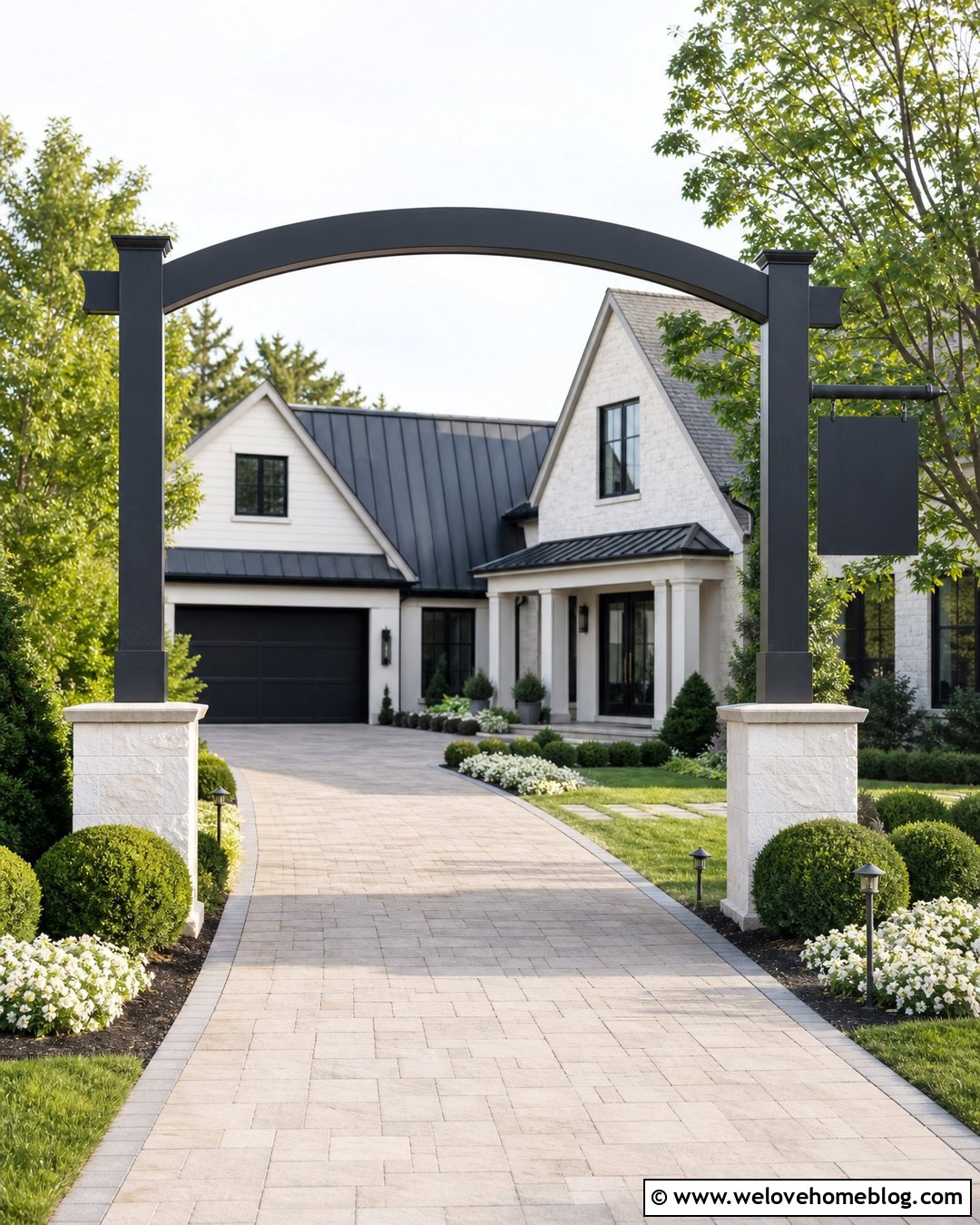PVC Driveway Arch With Address Sign - 20 pvc driveway arch ideas