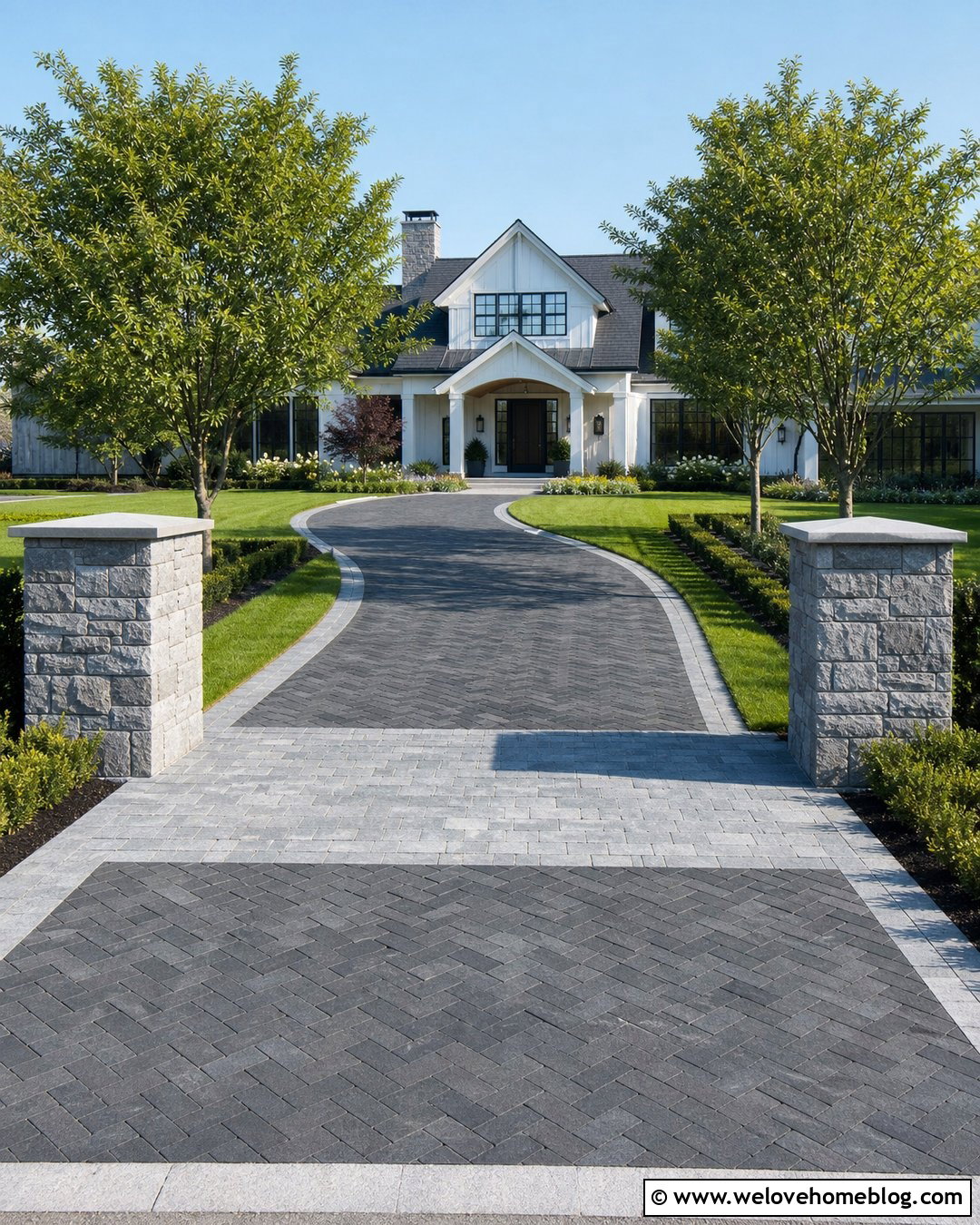 Paved Driveway With Stone Border And Entry Pillars - 20 Paved Driveway With Stone Border Ideas