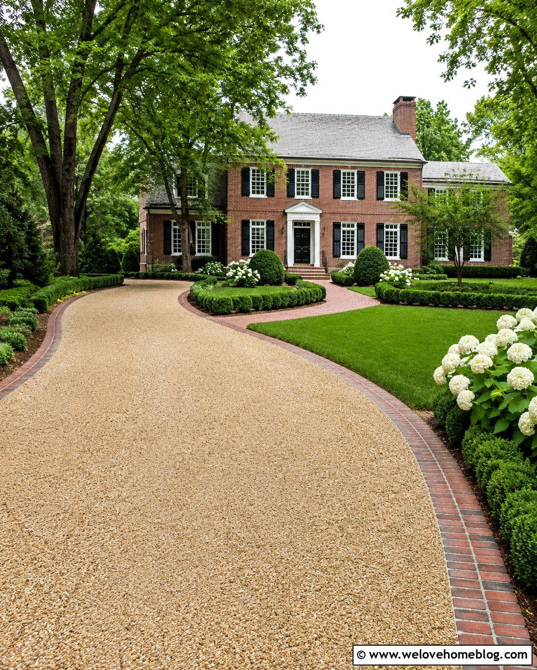 Pea Gravel Driveway With Brick Paver Border - 20 Gravel Driveway With Pavers Ideas