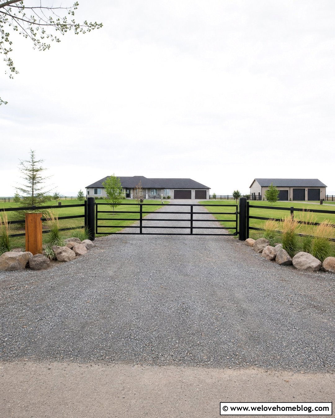 Pipe Ranch Gate - 20 Ranch Driveway Gate Ideas