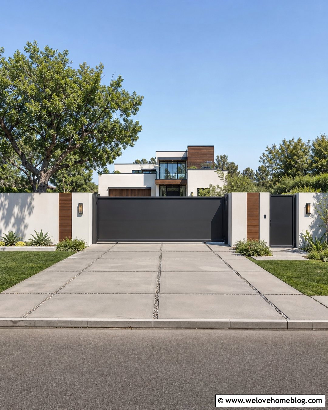 Privacy Gate With Full Entrance Wall - 30 privacy gates driveway entrance ideas