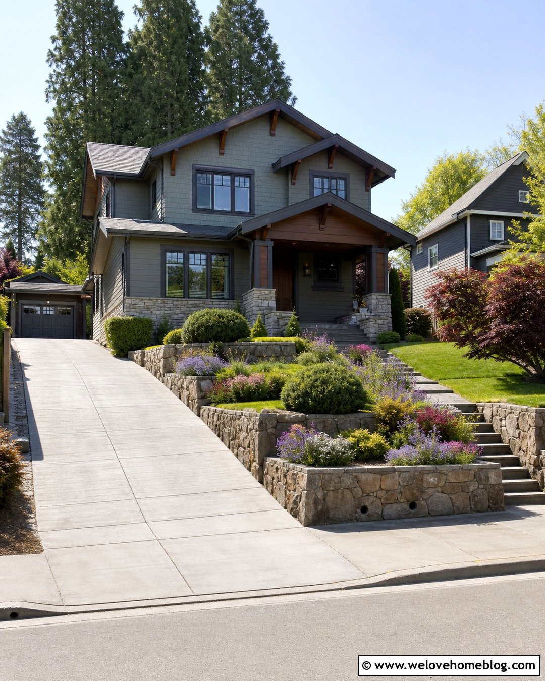Raised Driveway Flower Bed With Retaining Wall - 30 Driveway Flower Bed Ideas