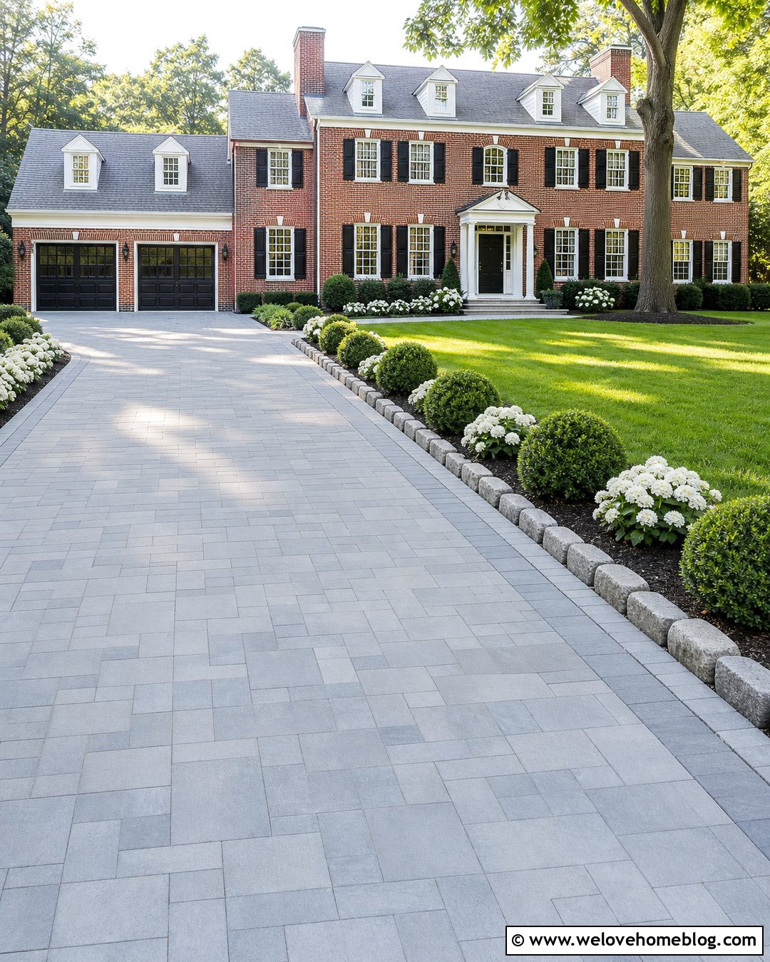 Rock Lined Driveway With Evergreen Shrubs - 25 Rock Lined Driveway Ideas