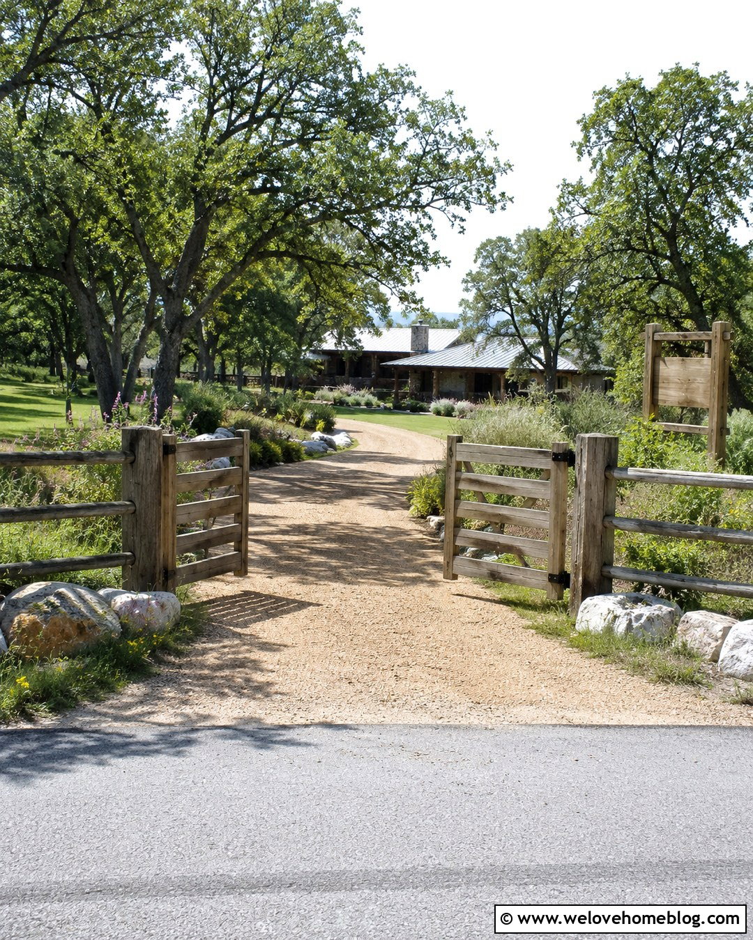 Rustic Wooden Driveway Gate - 20 Wooden Gate Designs Driveways Ideas