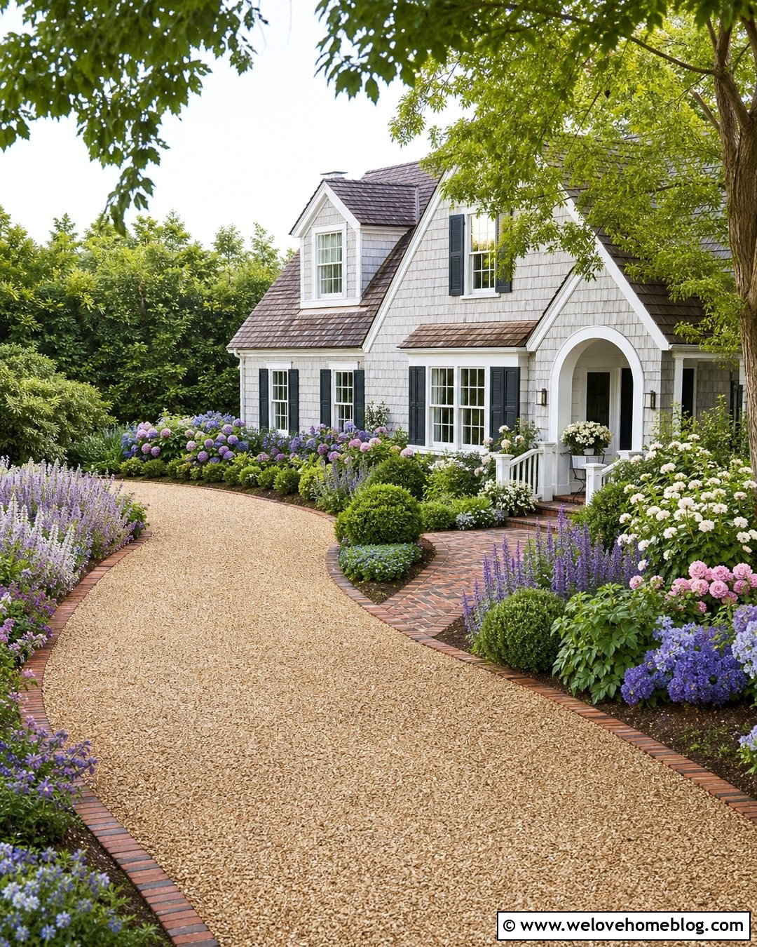Self Binding Gravel Driveway With Cottage Landscaping - 20 self binding gravel driveways ideas