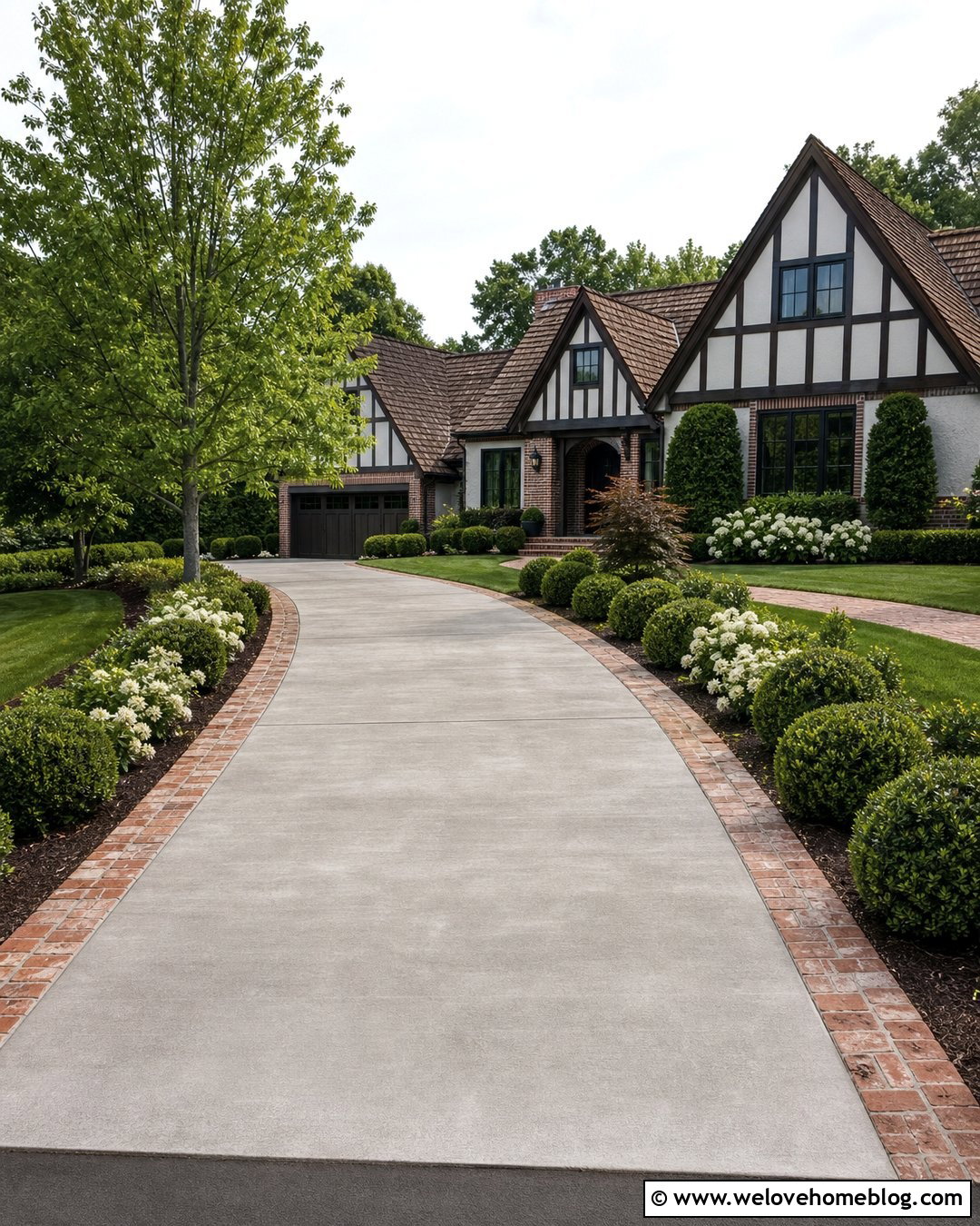 Side Driveway Landscaping With a Brick Border - 45 side of driveway landscaping ideas