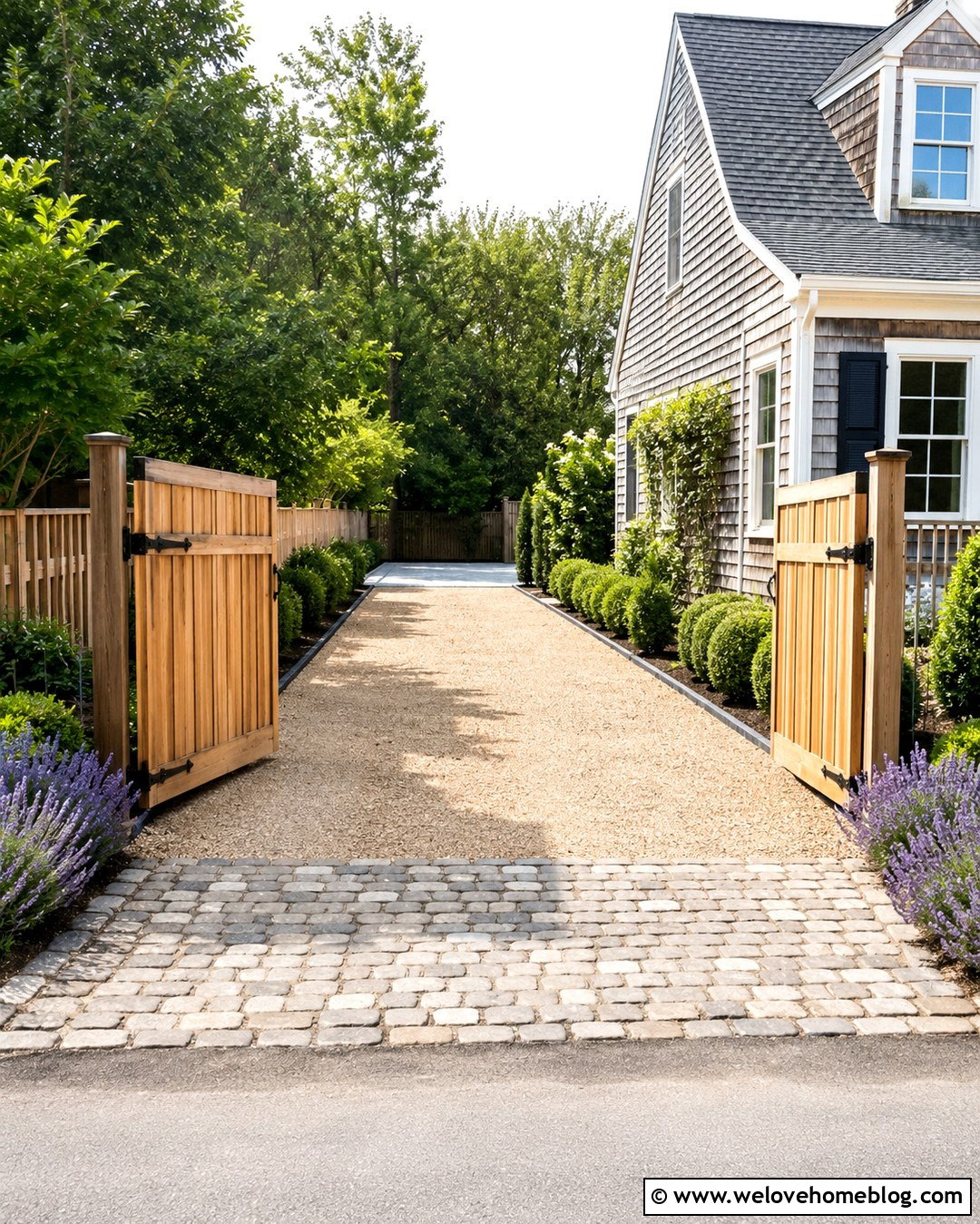 Side Yard Driveway With Wooden Gate - 20 Side Yard Driveway Ideas