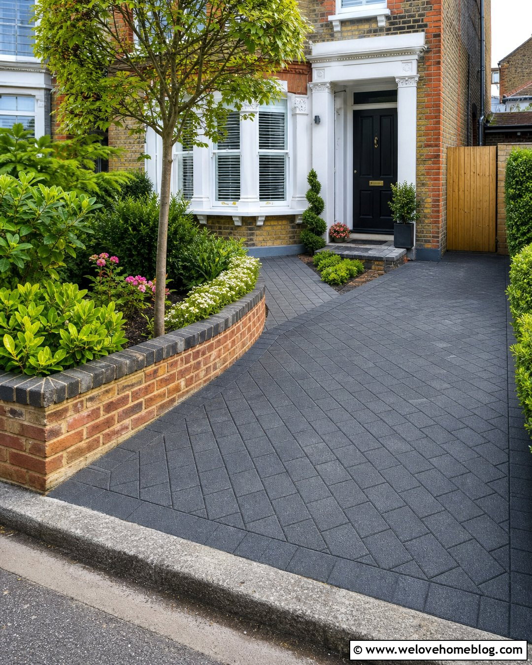 Small Front Garden Driveway - 30 driveway uk ideas