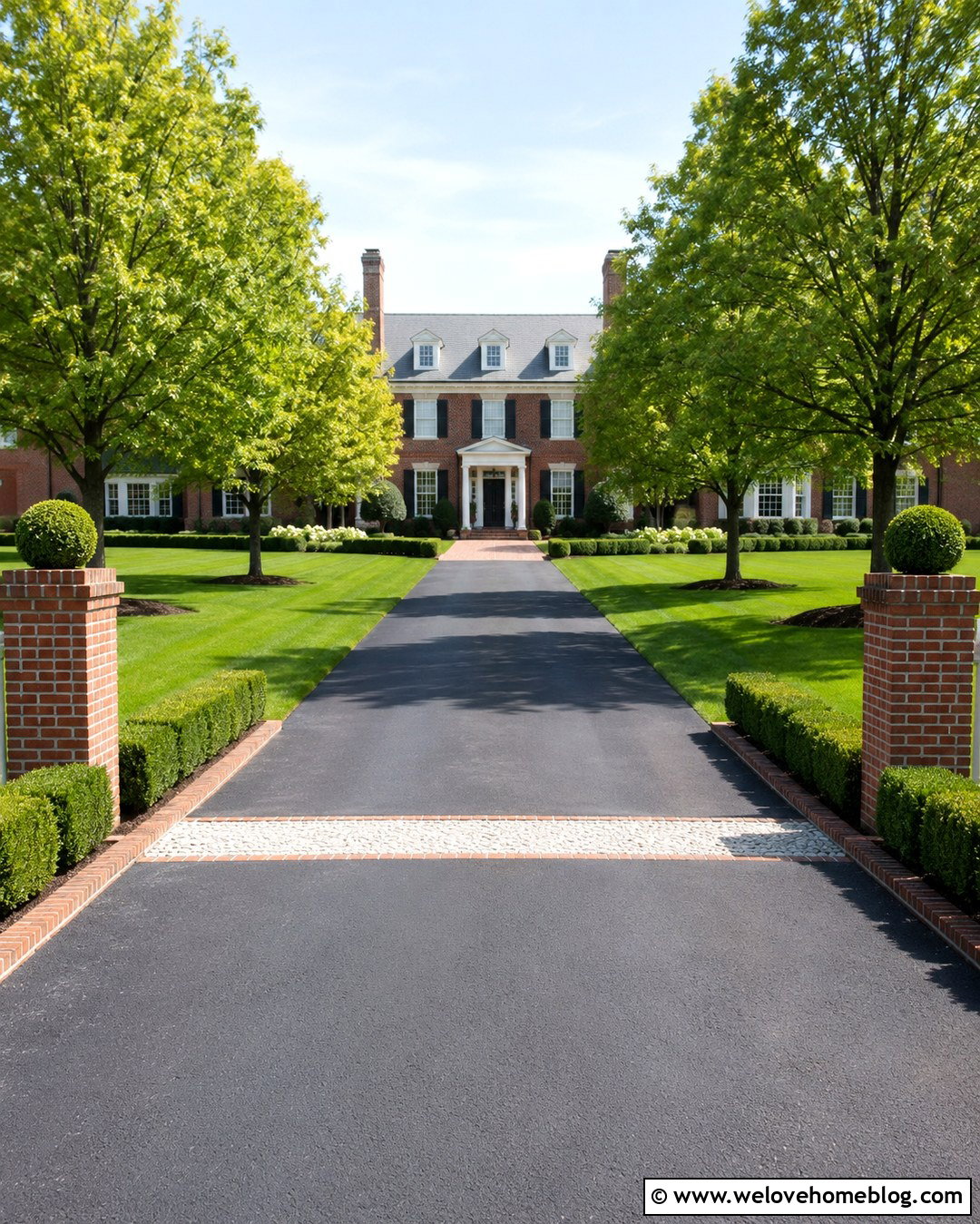Straight Asphalt Driveway With Low Boxwood Hedges - 20 boxwood lined driveway ideas