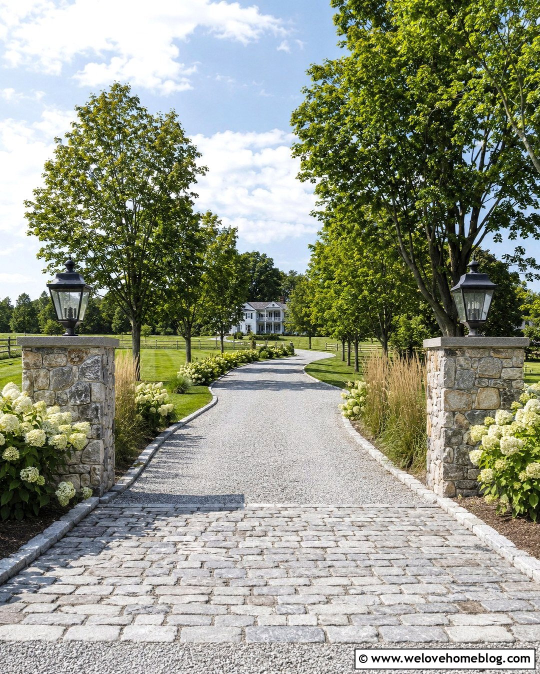 Tall Stone Driveway Pillars For Long Driveways - 20 Stone Driveway Pillars Ideas