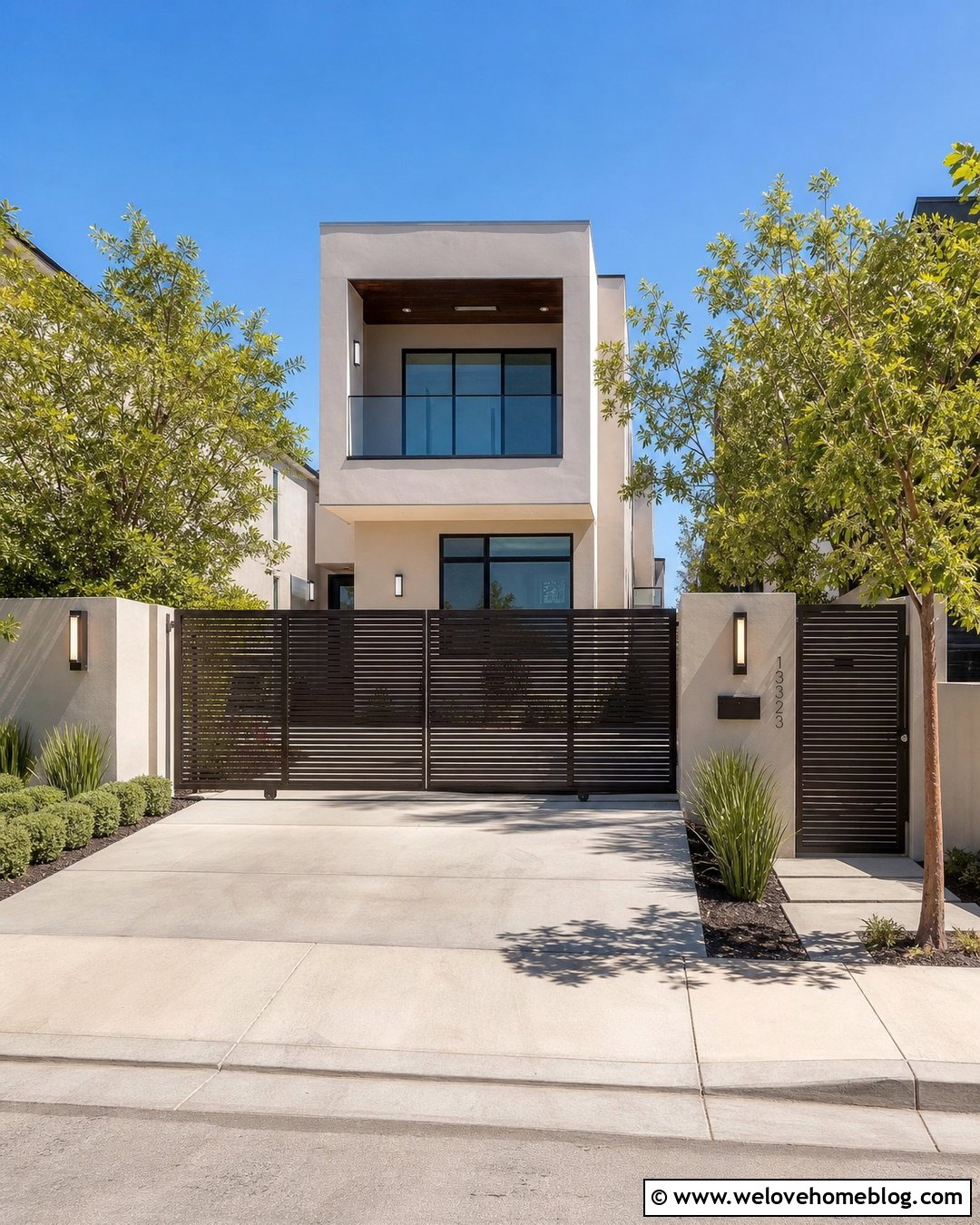 Telescopic Sliding Driveway Gate - 40 unique driveway gates