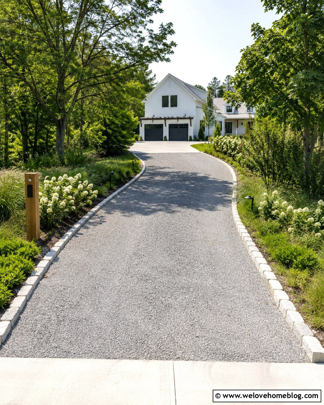 Two Story Farmhouse With Gravel Driveway - 20 Two-Story Home With Driveway Ideas