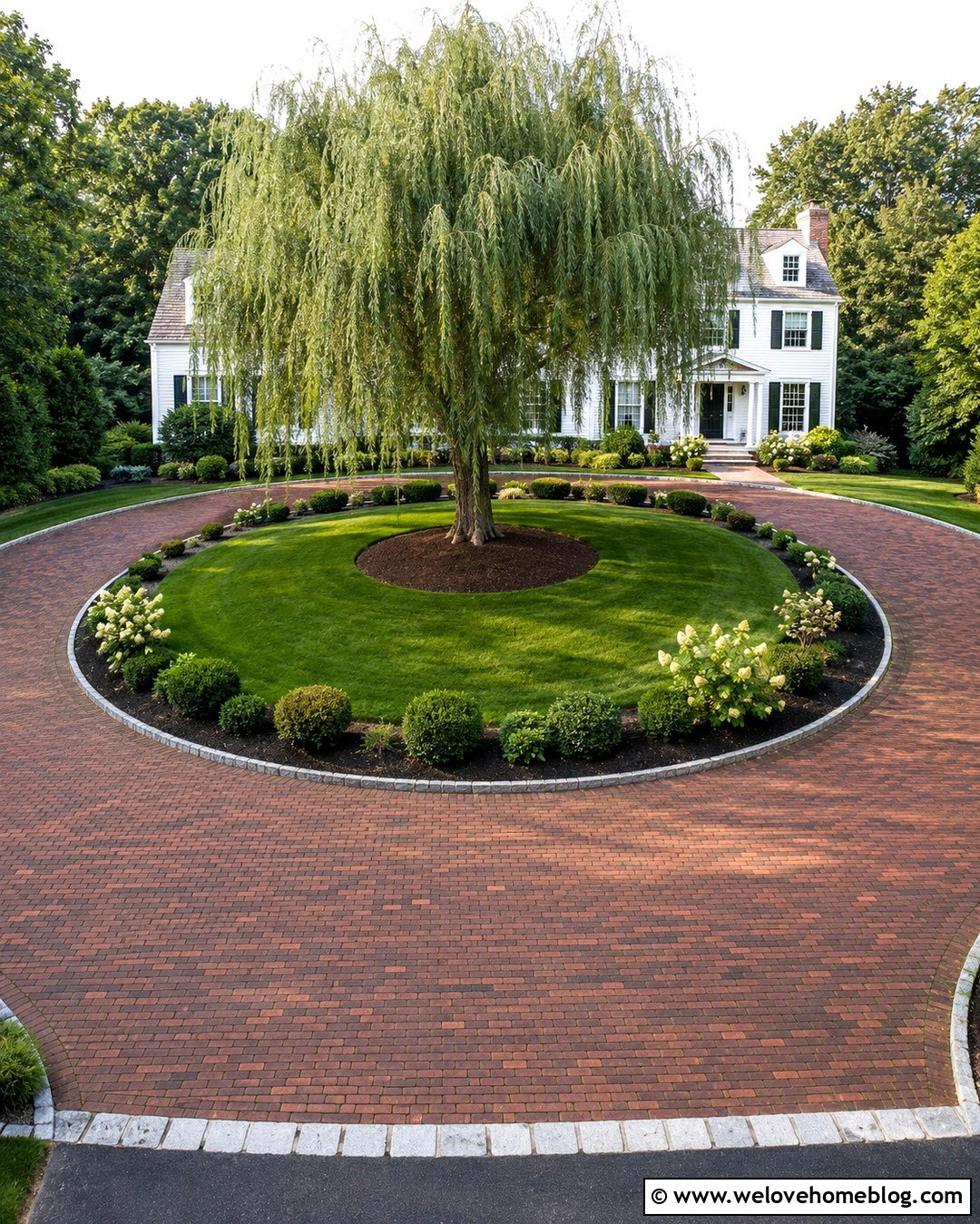 Weeping Willow Circular Driveway - 20 Weeping Willow Driveway Ideas
