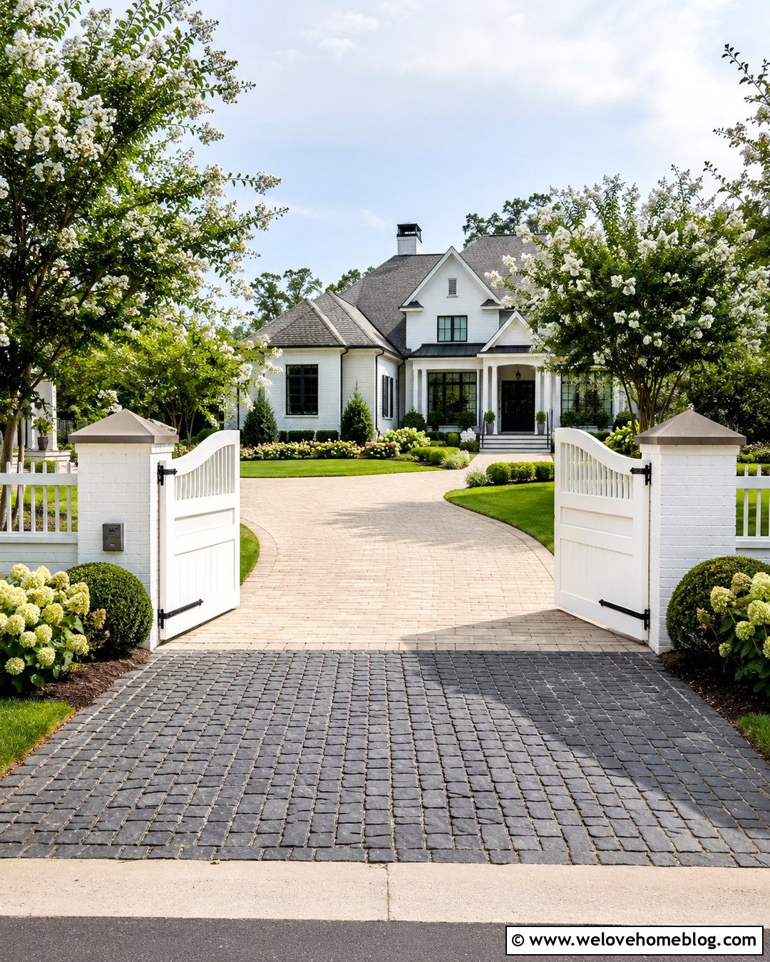 White Curved Top Driveway Gate - 25 White Driveway Gate Ideas