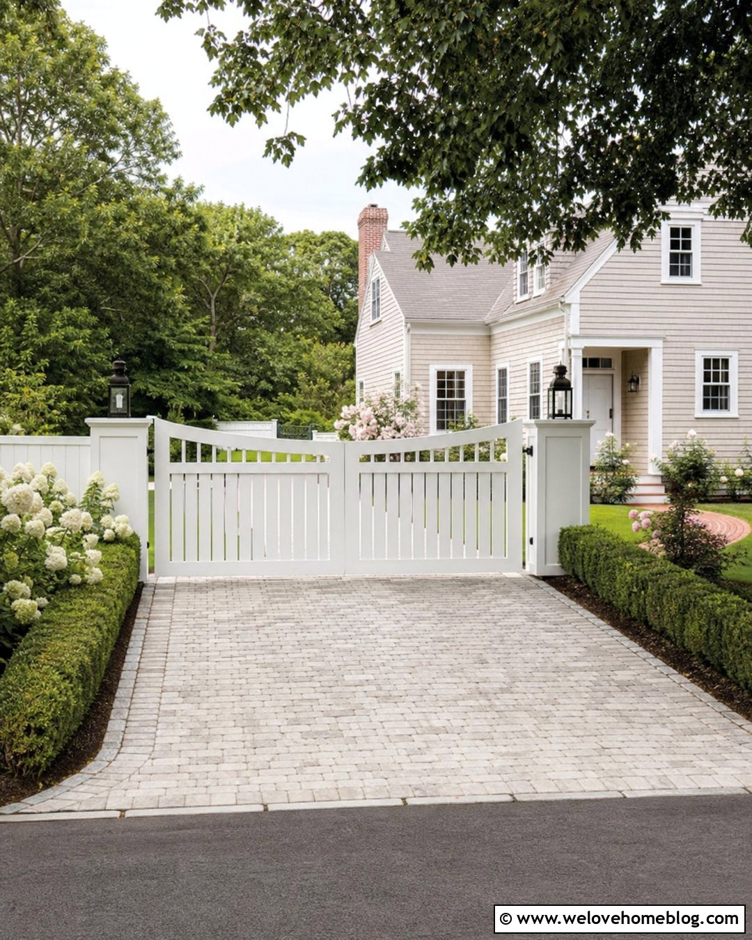 White Driveway Gate - 45 Driveway Gate Ideas