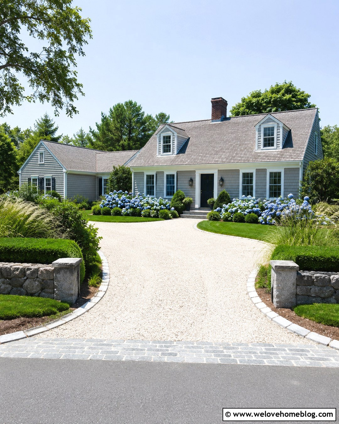 White Gravel Driveway With Gray Stone Edging - 20 Driveway Stone Edging Ideas