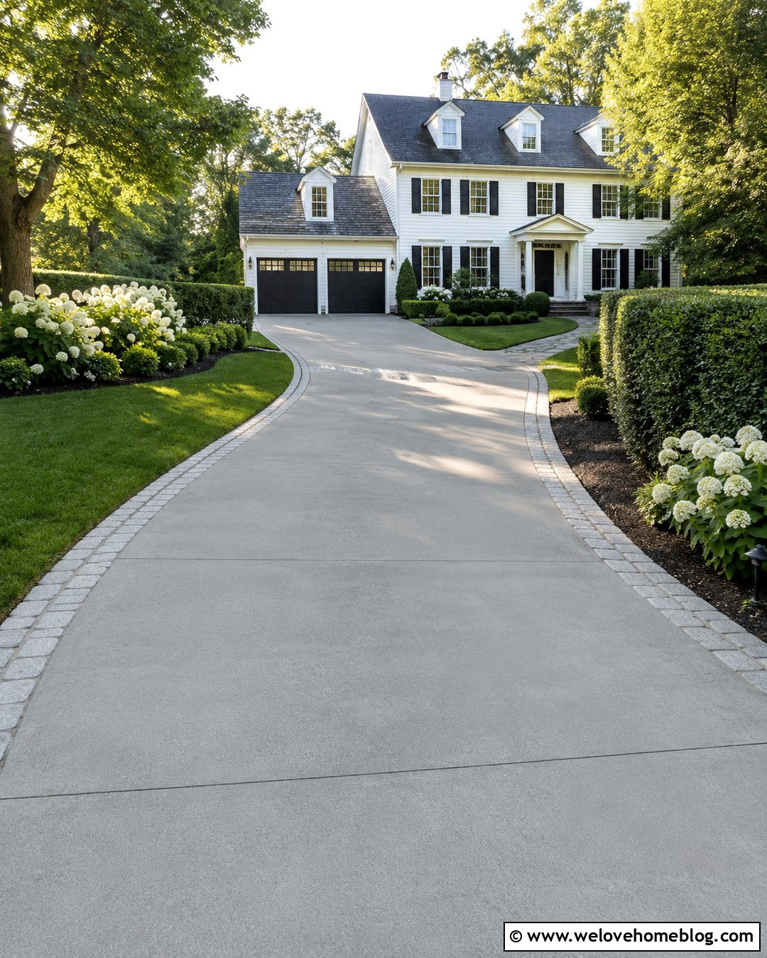 Wide Driveway With Cobblestone Border - 20 Wide Driveway Ideas