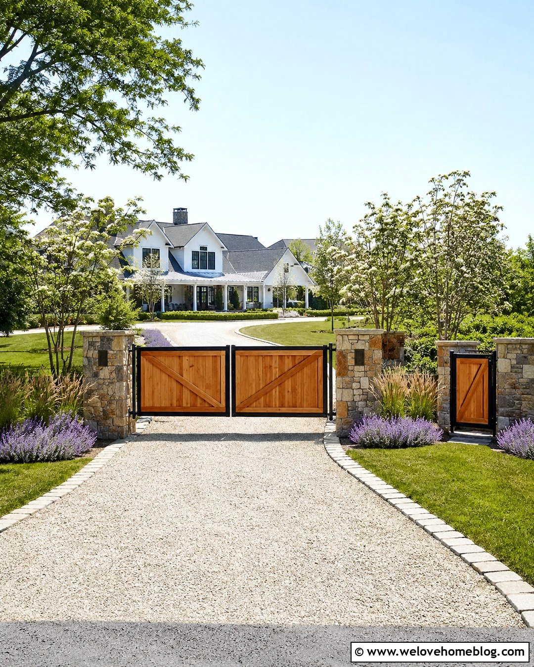 Wood Electric Gate With Gravel Driveway - 20 electric gates entrance driveways ideas
