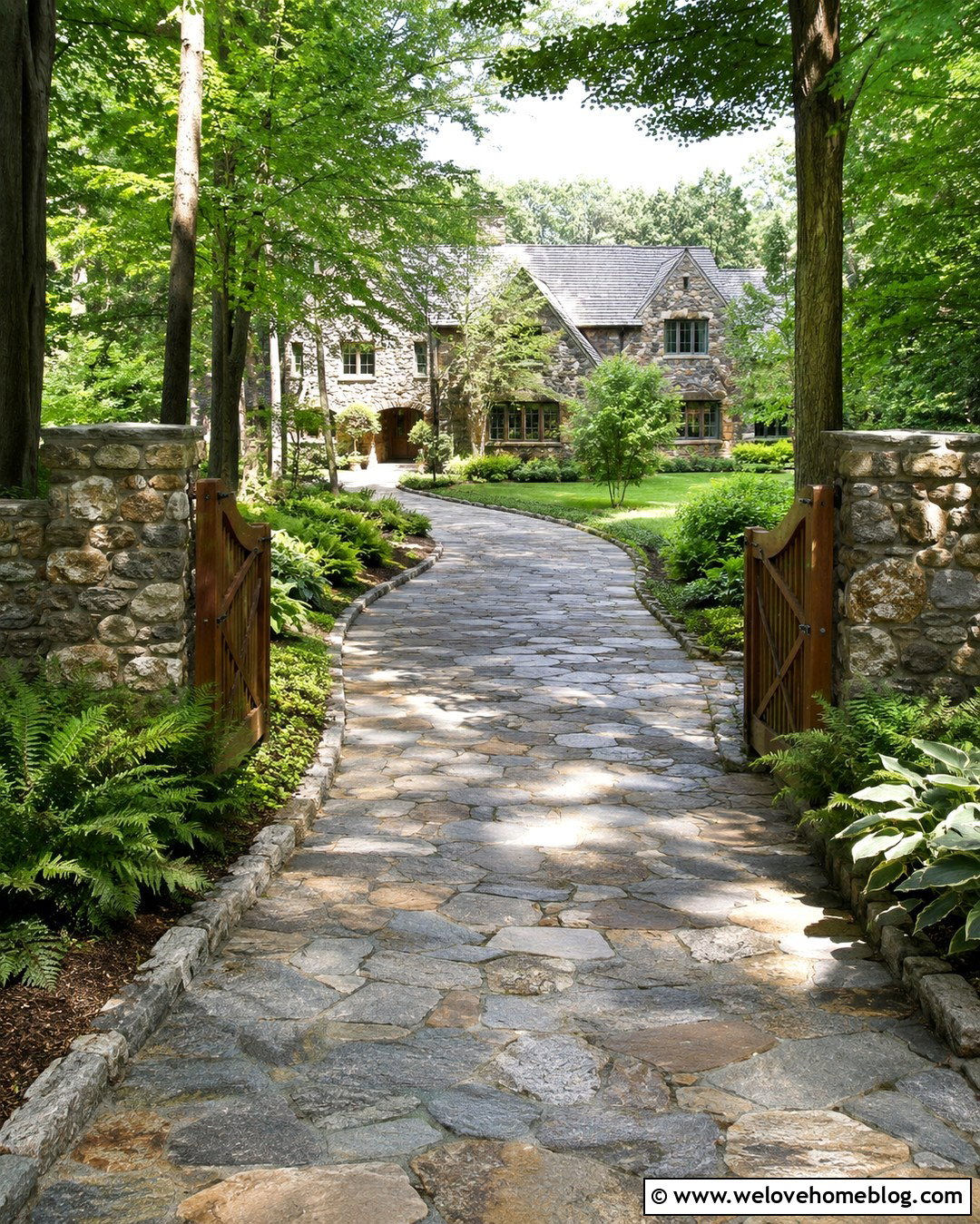 Woodland Manor Driveway With Natural Stone - 20 Manor Driveway Ideas