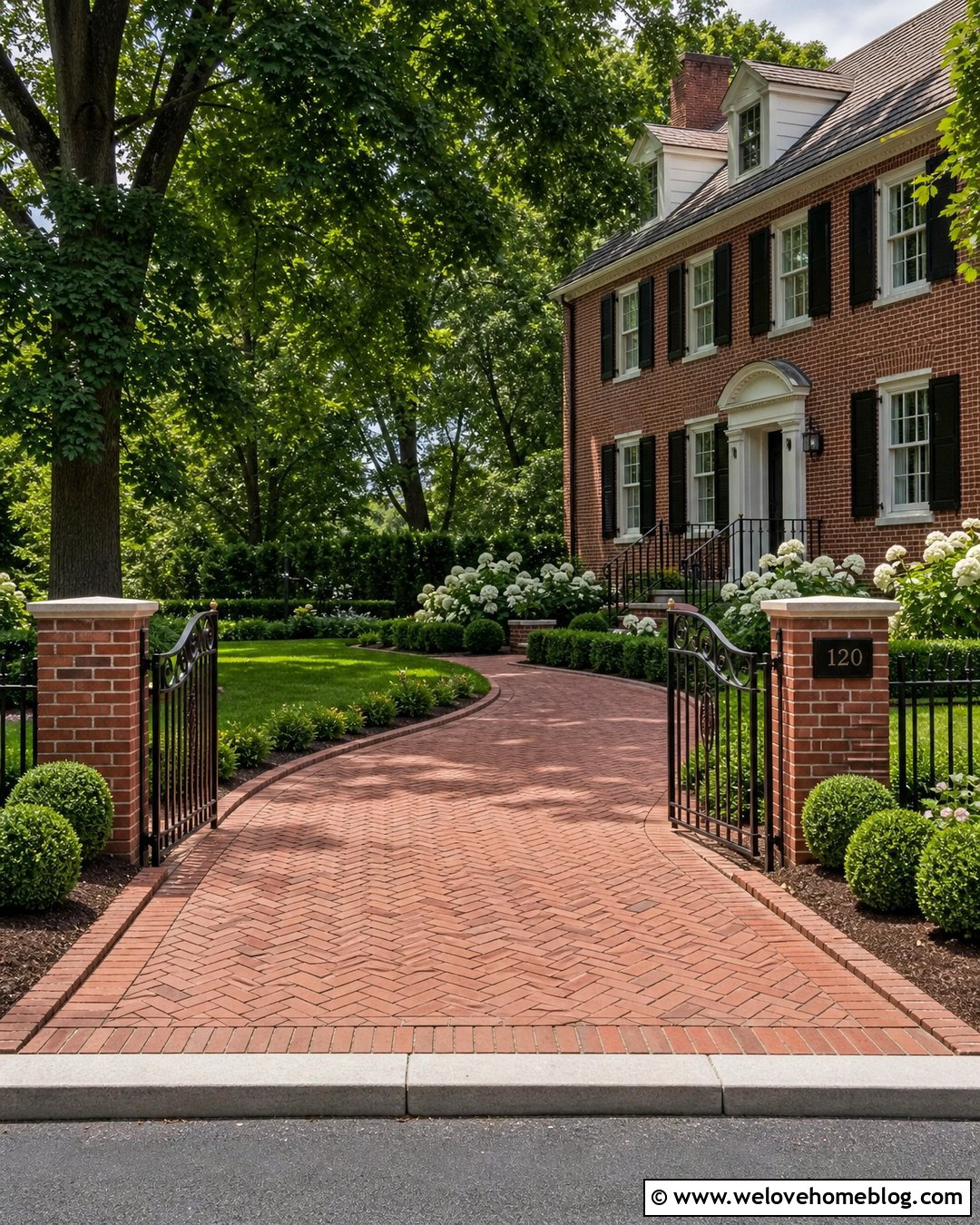 Wrought Iron Driveway Railing With Brick - 20 Driveway Railing Ideas